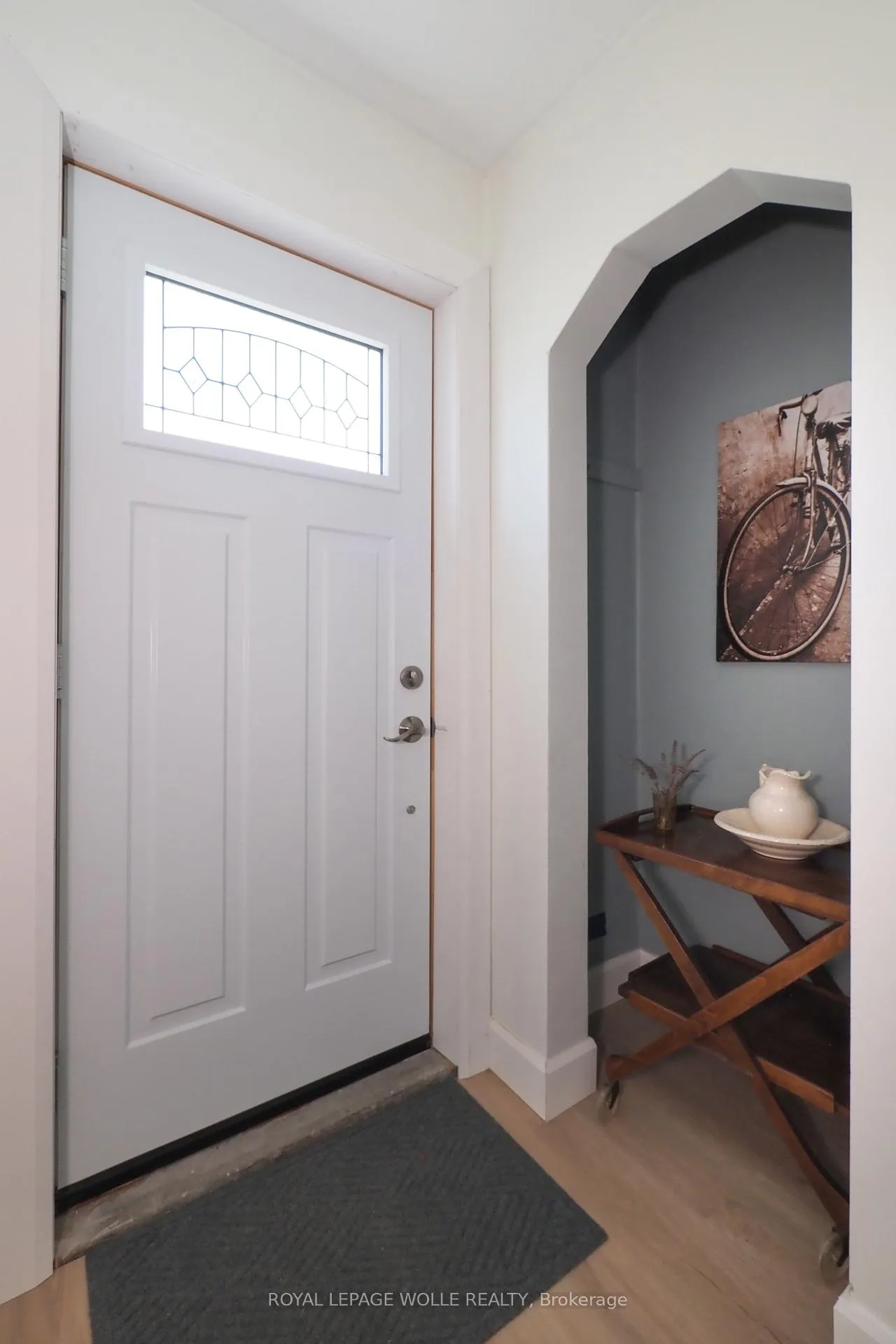 Photo 7 of 784 Elizabeth Street, Kitchener, Northward — HOMEH
