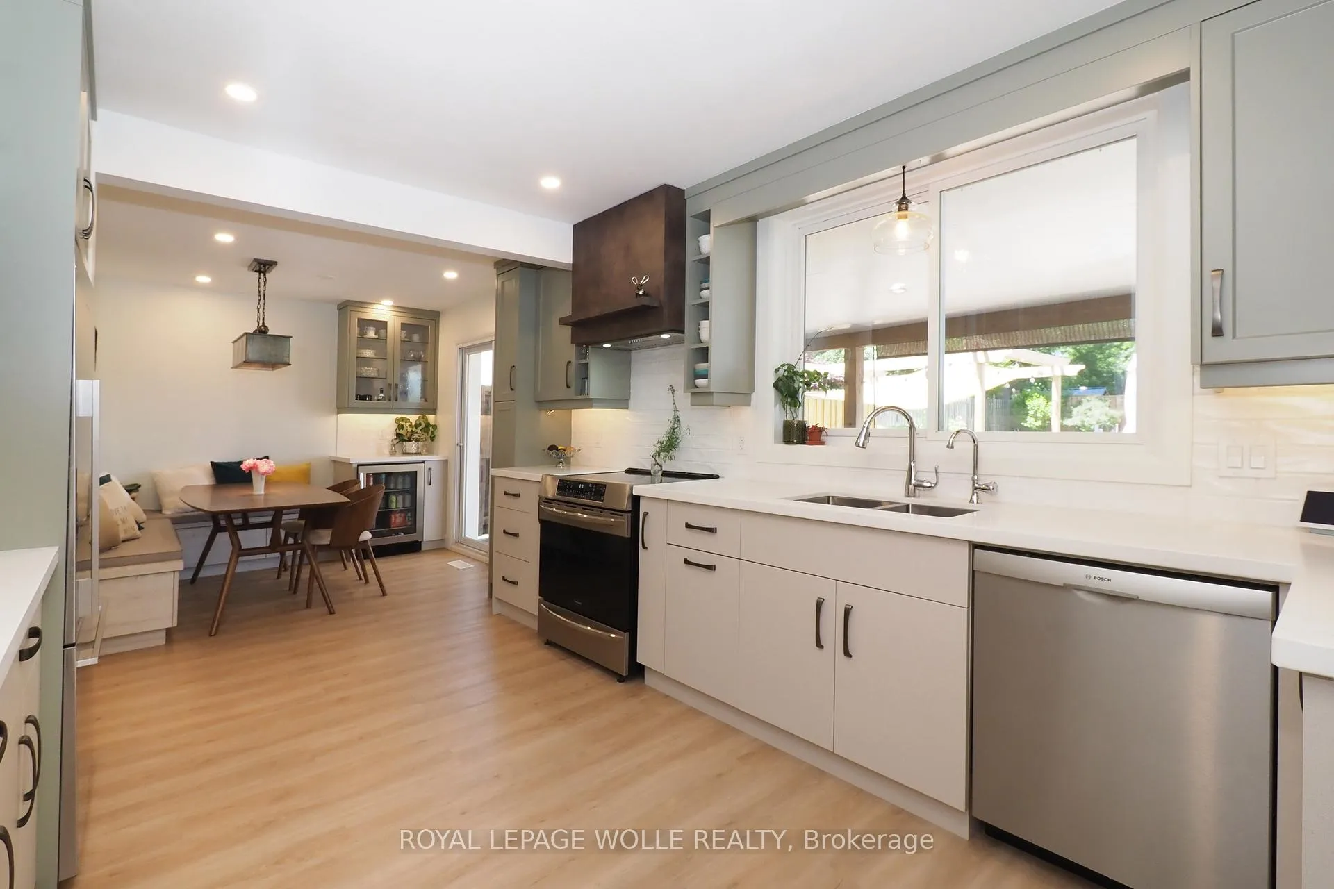 Photo 13 of 784 Elizabeth Street, Kitchener, Northward — HOMEH