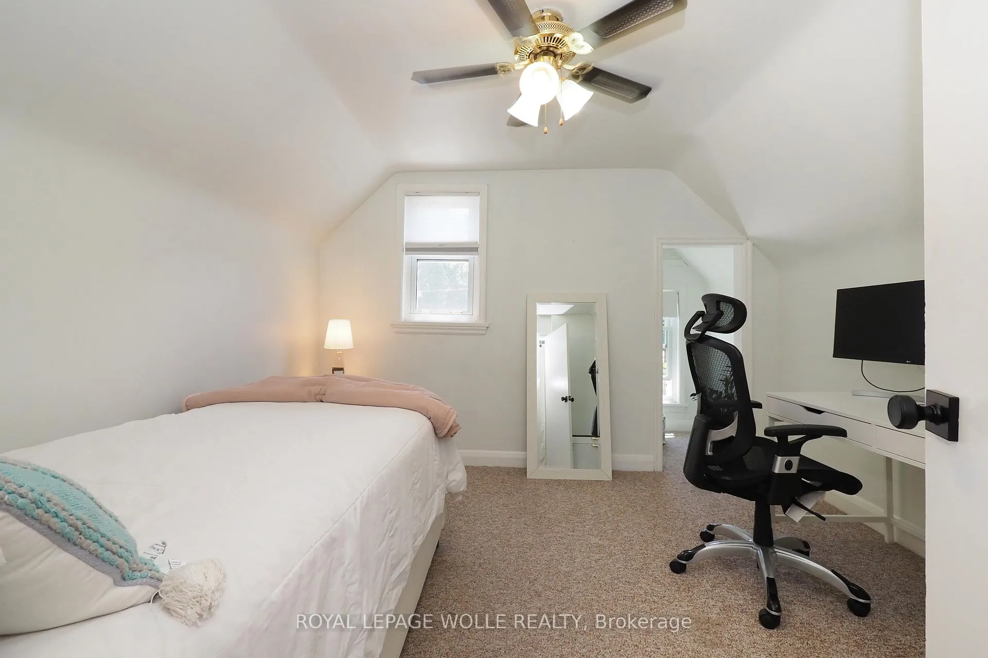 Photo 31 of 784 Elizabeth Street, Kitchener, Northward — HOMEH