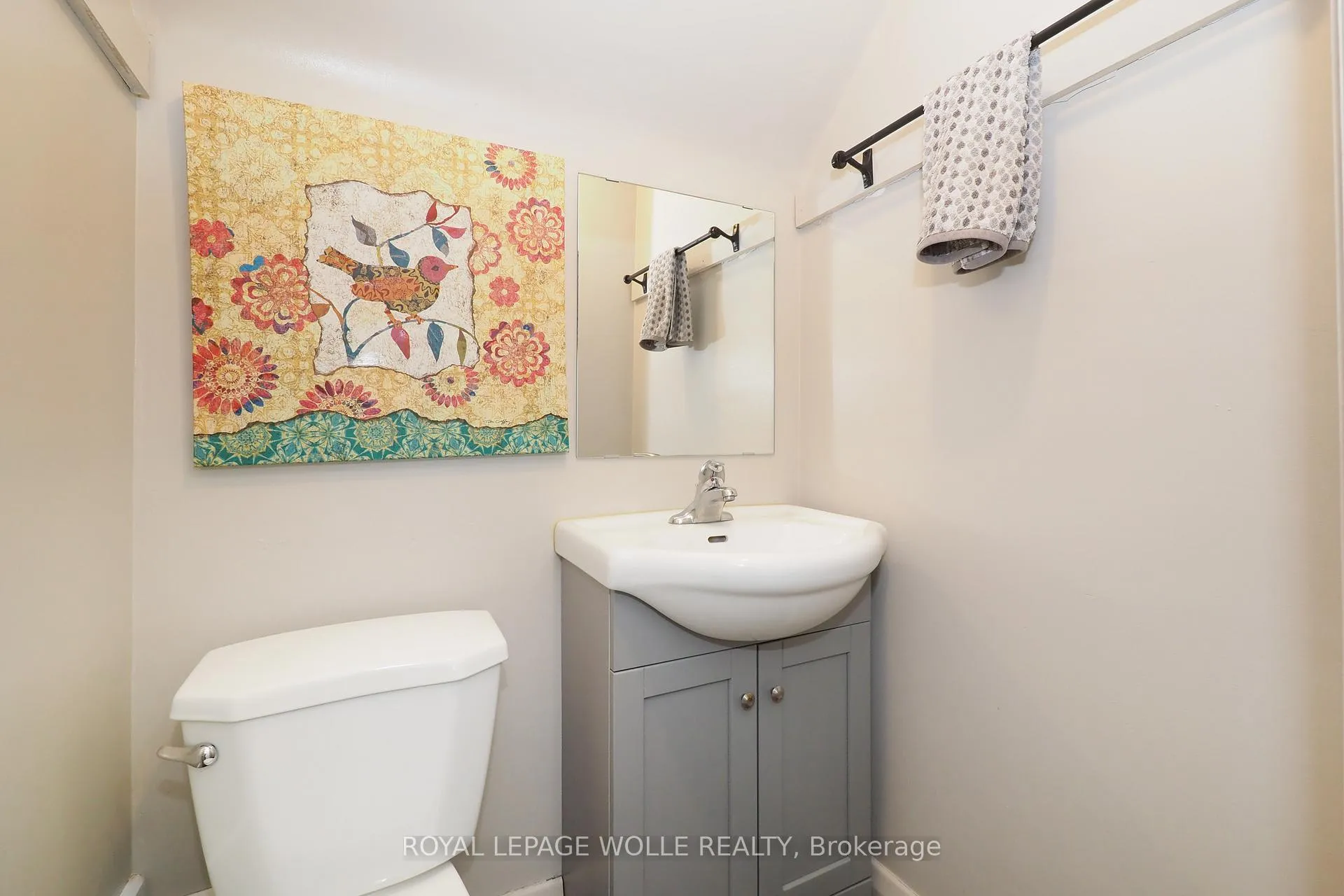 Photo 35 of 784 Elizabeth Street, Kitchener, Northward — HOMEH