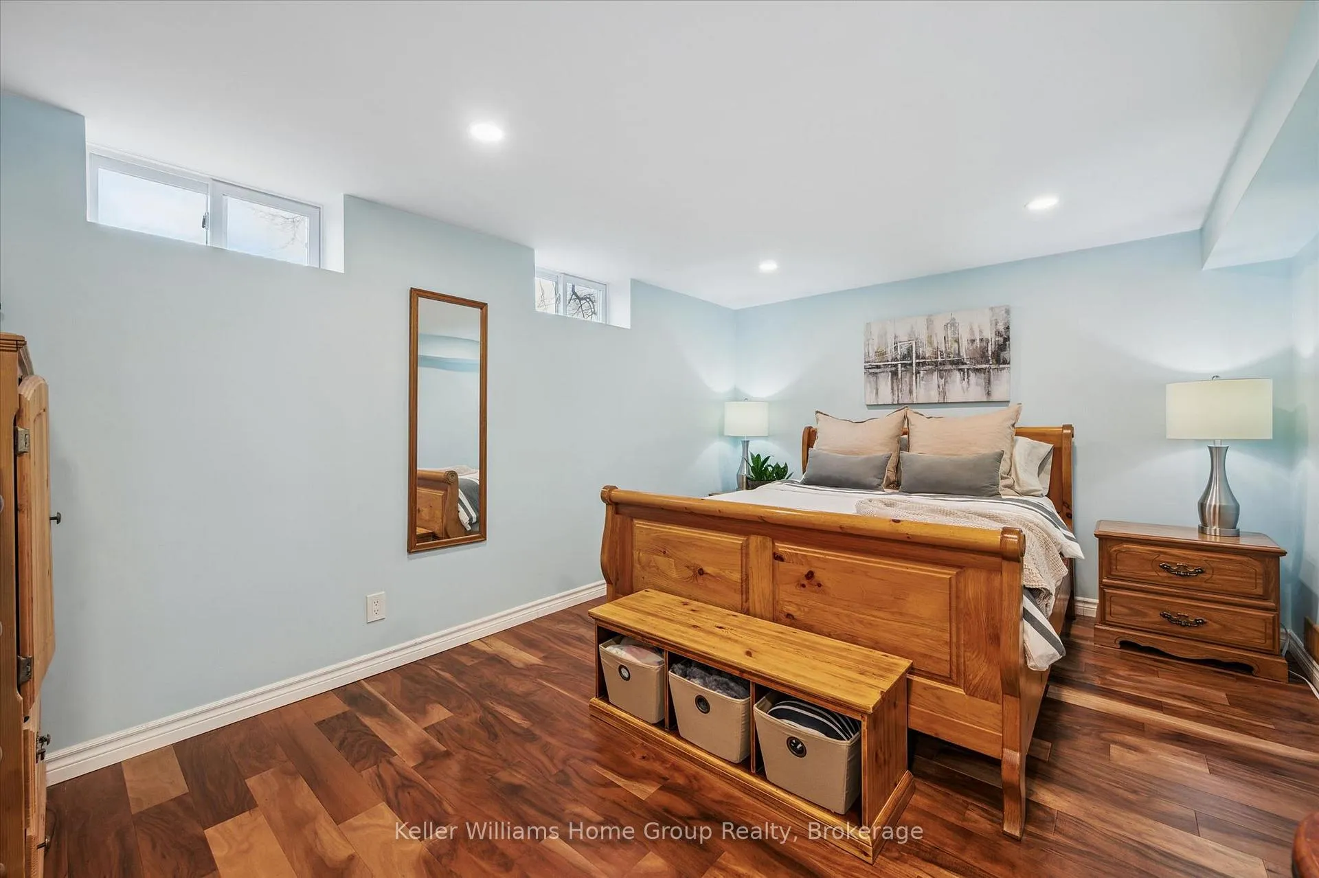 Photo 22 of 44 Meyer Drive, Guelph, St. George's — HOMEH