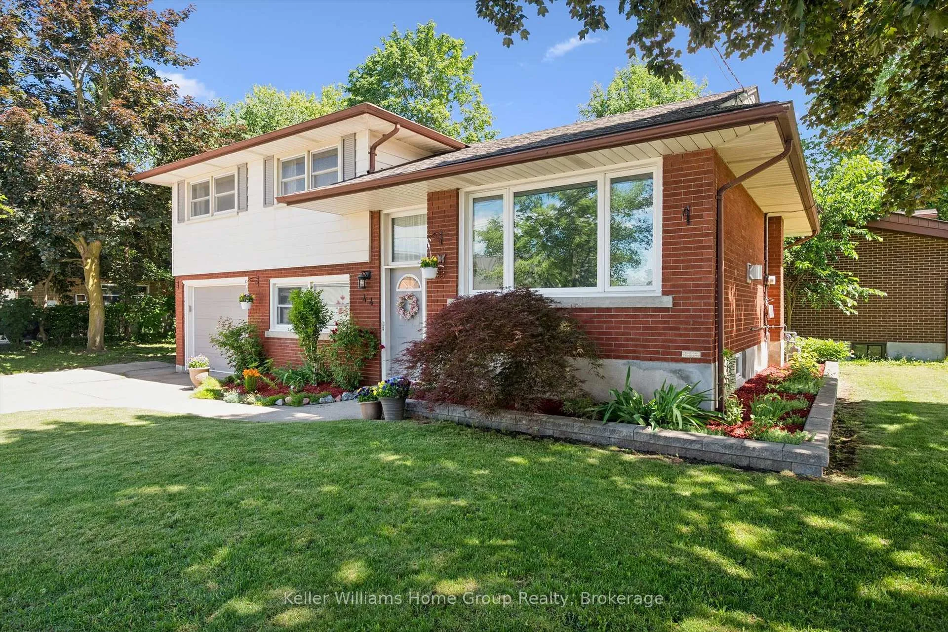 Photo 25 of 44 Meyer Drive, Guelph, St. George's — HOMEH