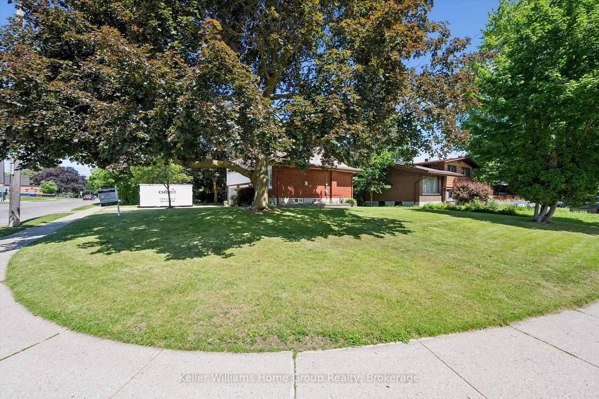 Photo 26 of 44 Meyer Drive, Guelph, St. George's — HOMEH