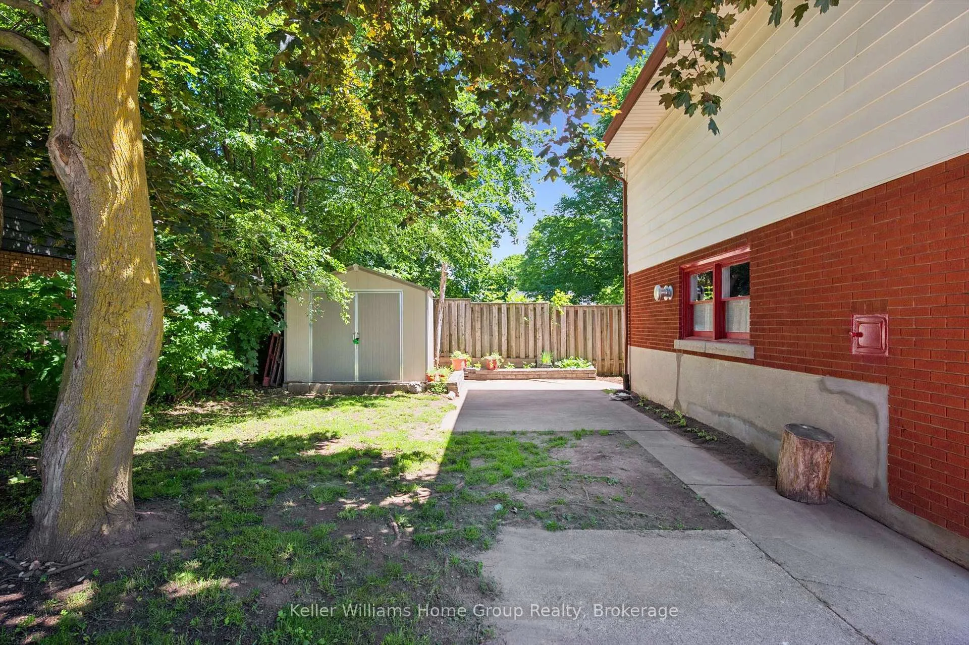 Photo 29 of 44 Meyer Drive, Guelph, St. George's — HOMEH