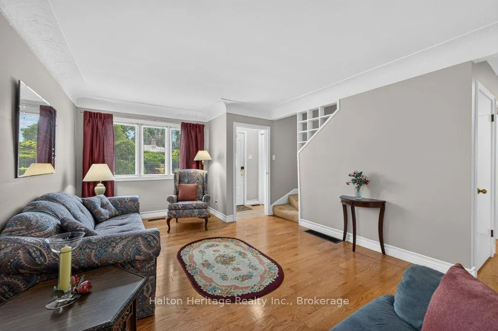 Photo 7 of 476 East 37th Street, Hamilton, Macassa — HOMEH