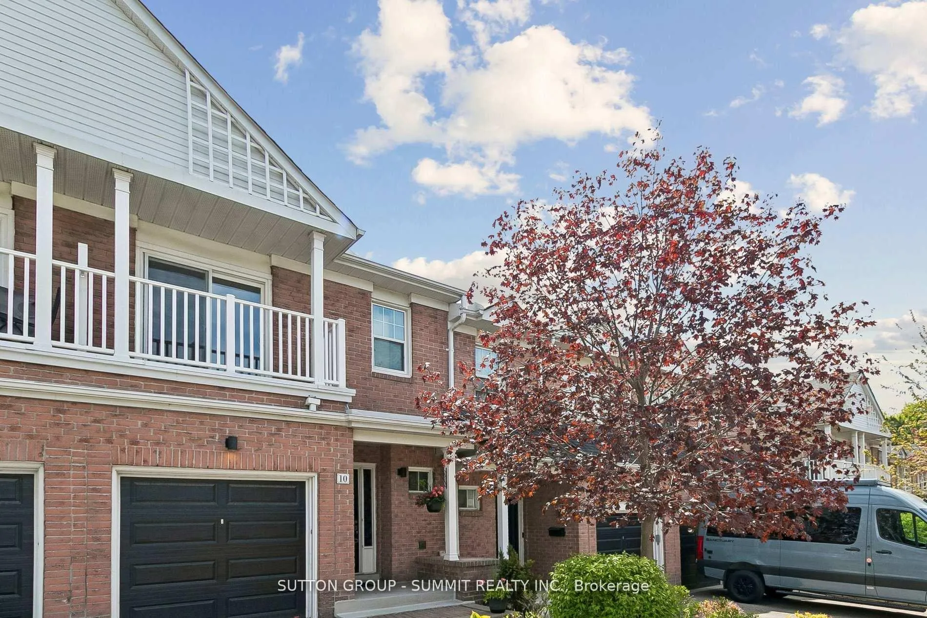Photo 3 of 10 Tamarack Circle, Etobicoke, Kingsview Village-The Westway — HOMEH