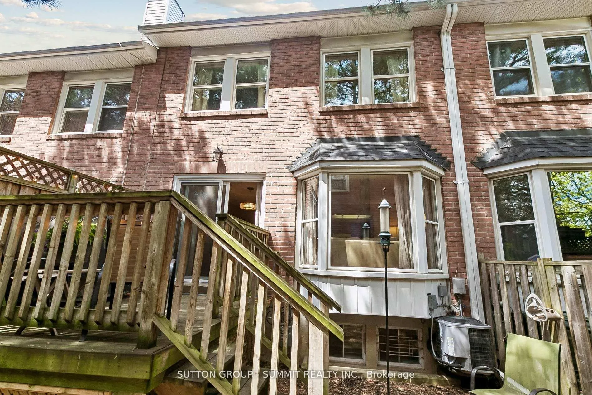 Photo 50 of 10 Tamarack Circle, Etobicoke, Kingsview Village-The Westway — HOMEH
