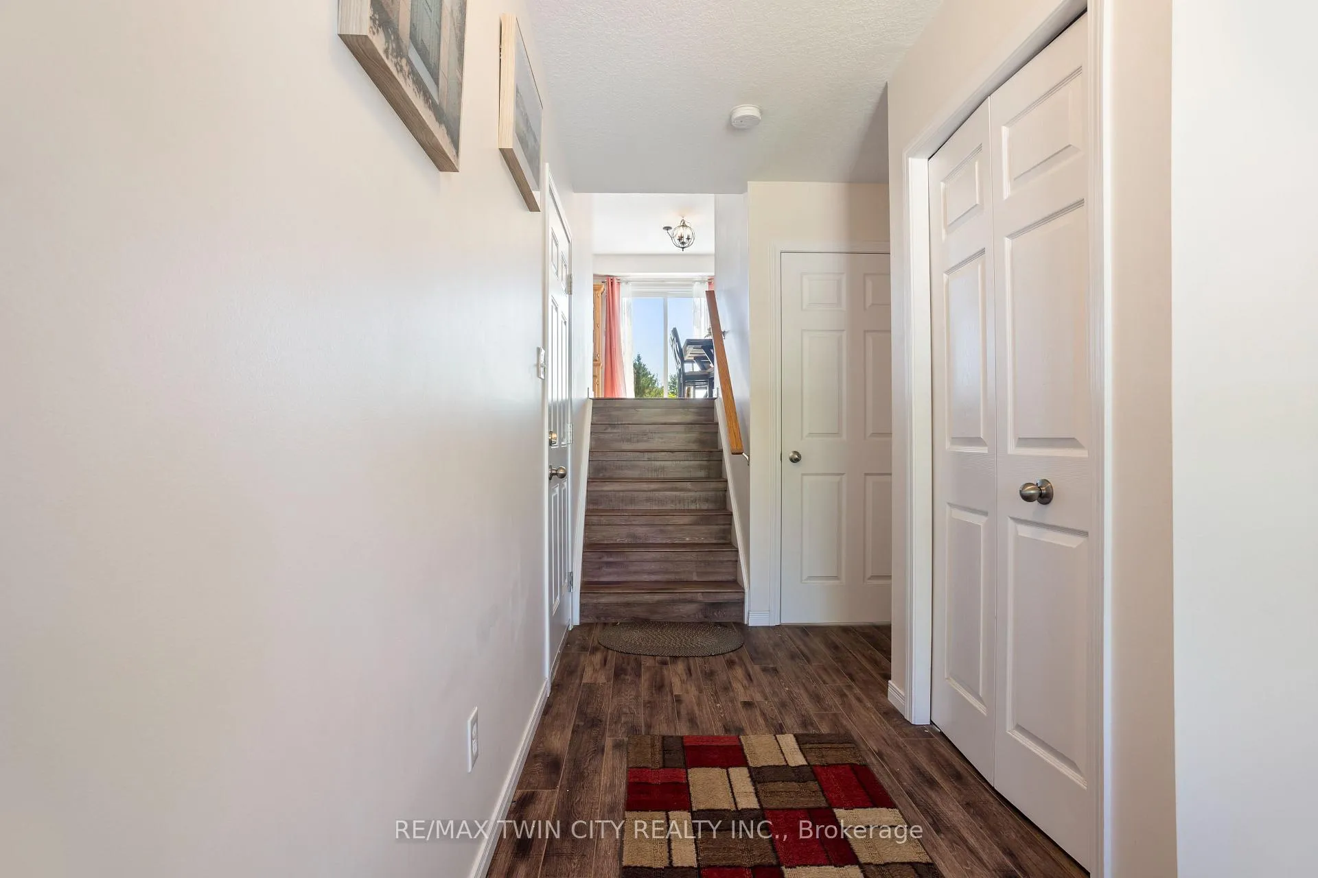 Photo 7 of 229 Parkvale Drive, Kitchener — HOMEH