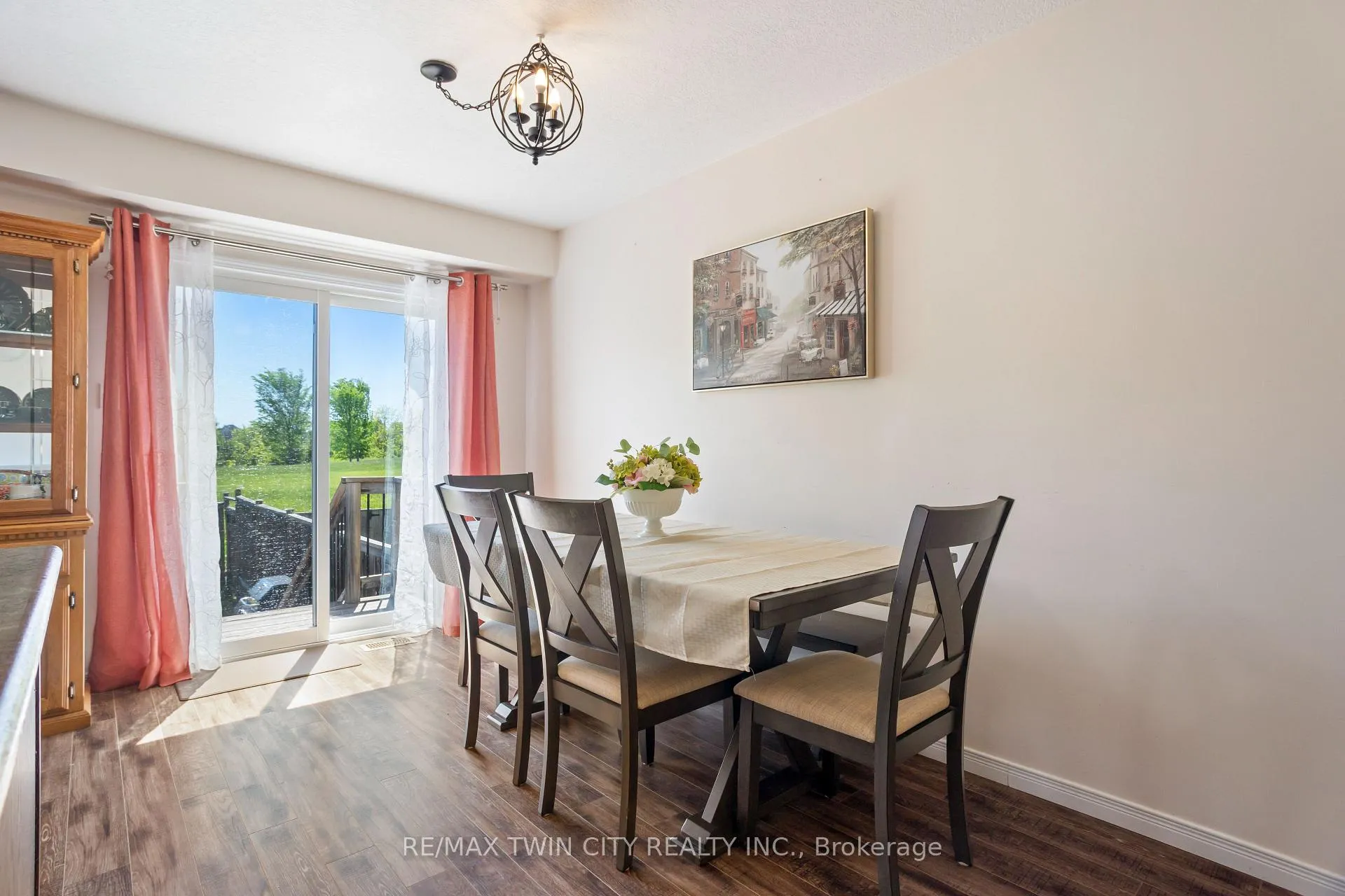 Photo 13 of 229 Parkvale Drive, Kitchener — HOMEH