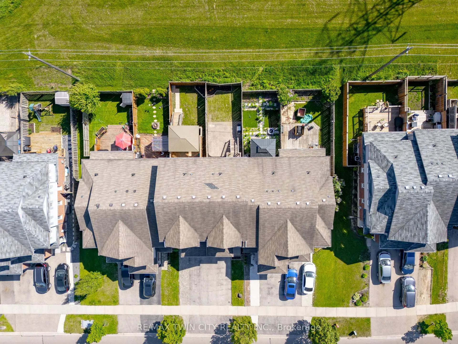 Photo 40 of 229 Parkvale Drive, Kitchener — HOMEH