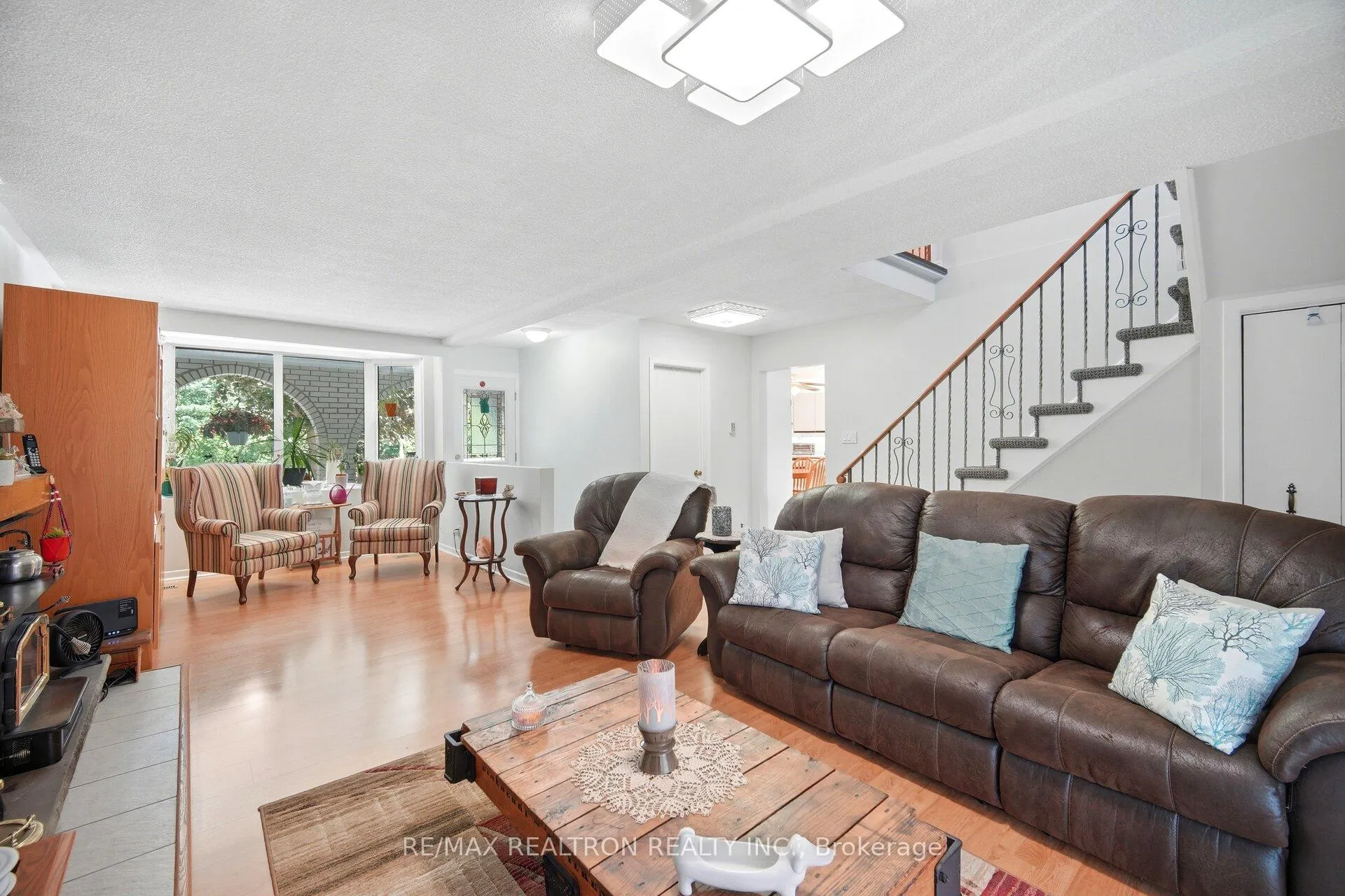 Photo 6 of 14426 Jane Street, King, Rural King — HOMEH