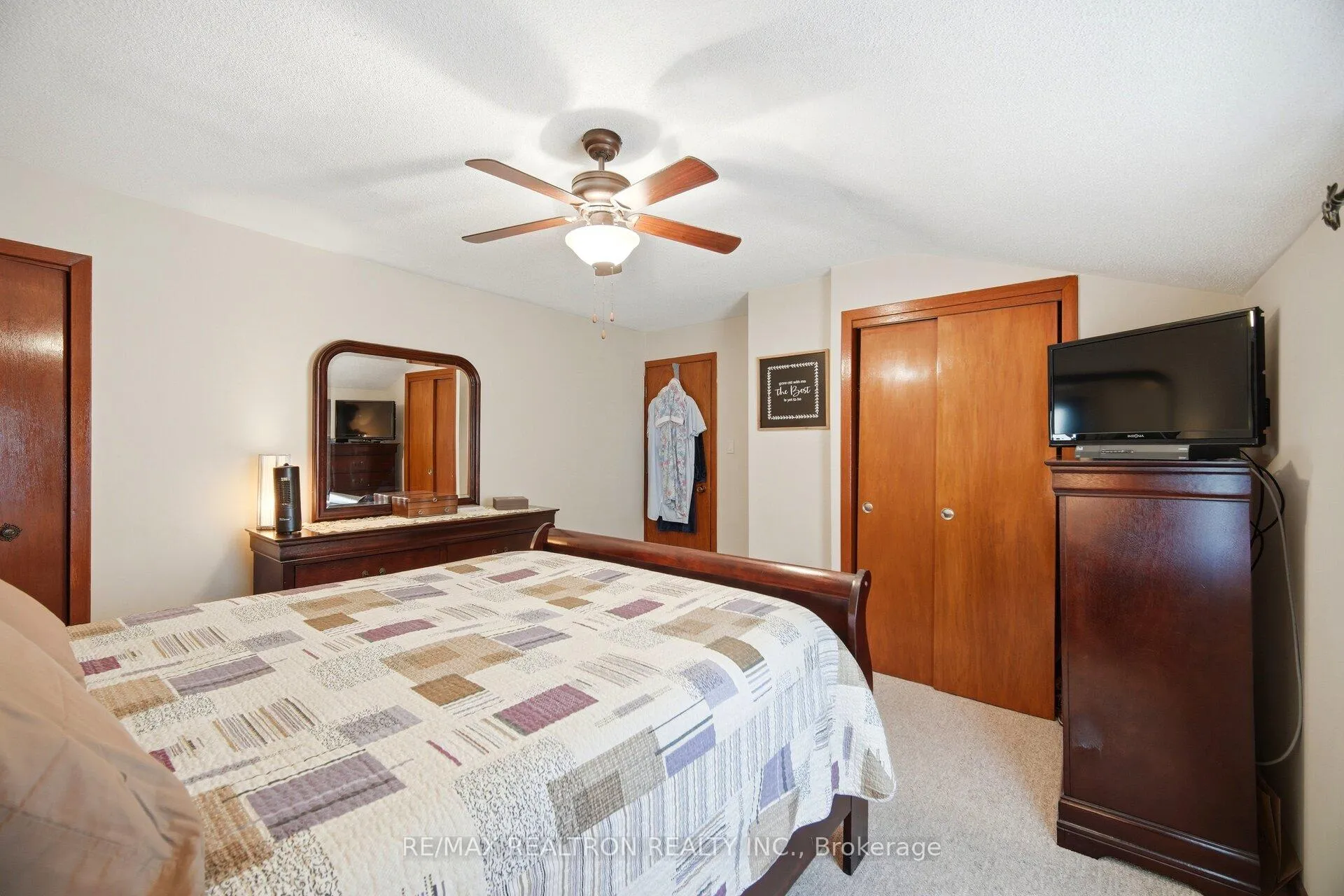 Photo 15 of 14426 Jane Street, King, Rural King — HOMEH
