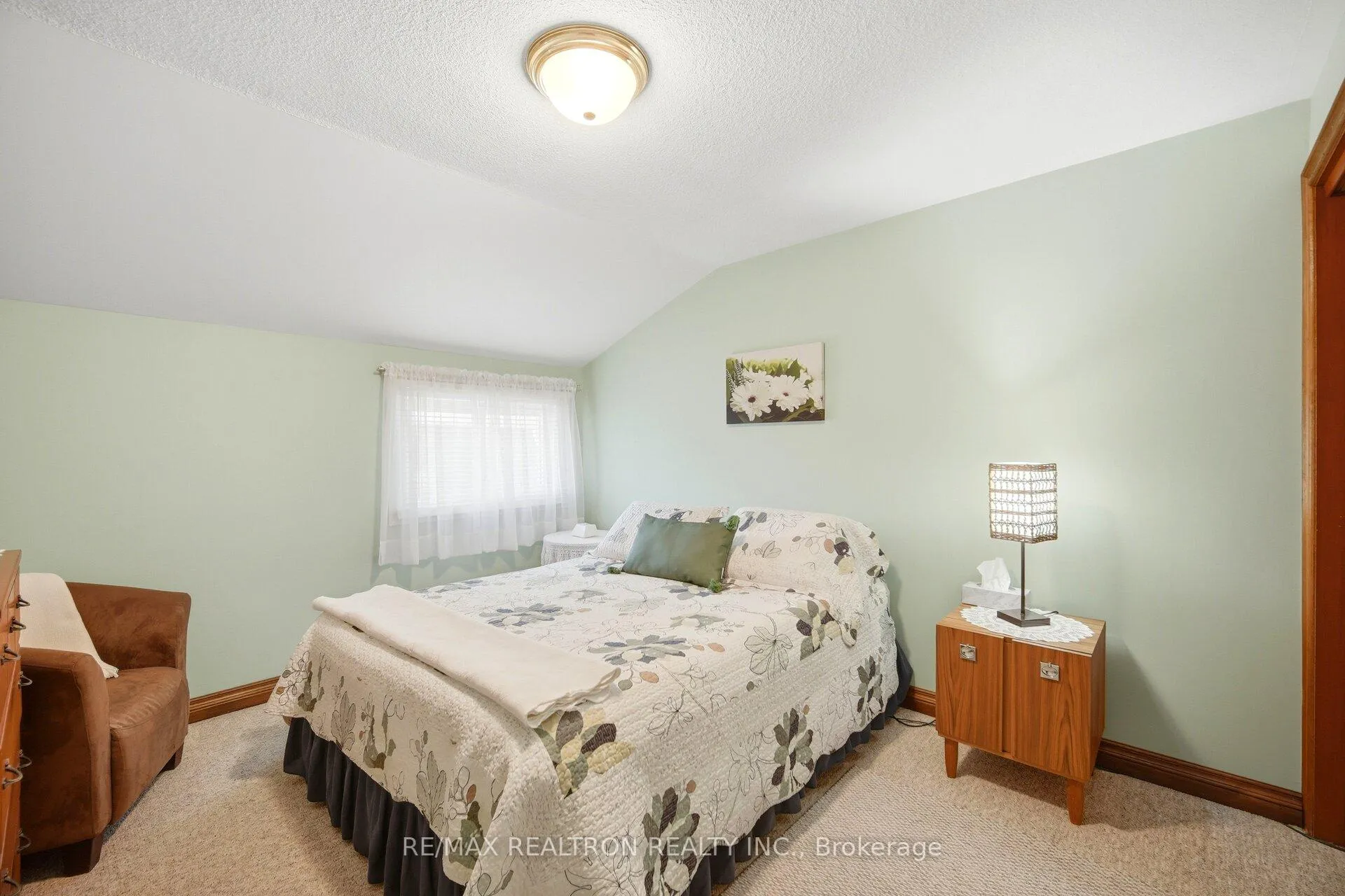 Photo 17 of 14426 Jane Street, King, Rural King — HOMEH
