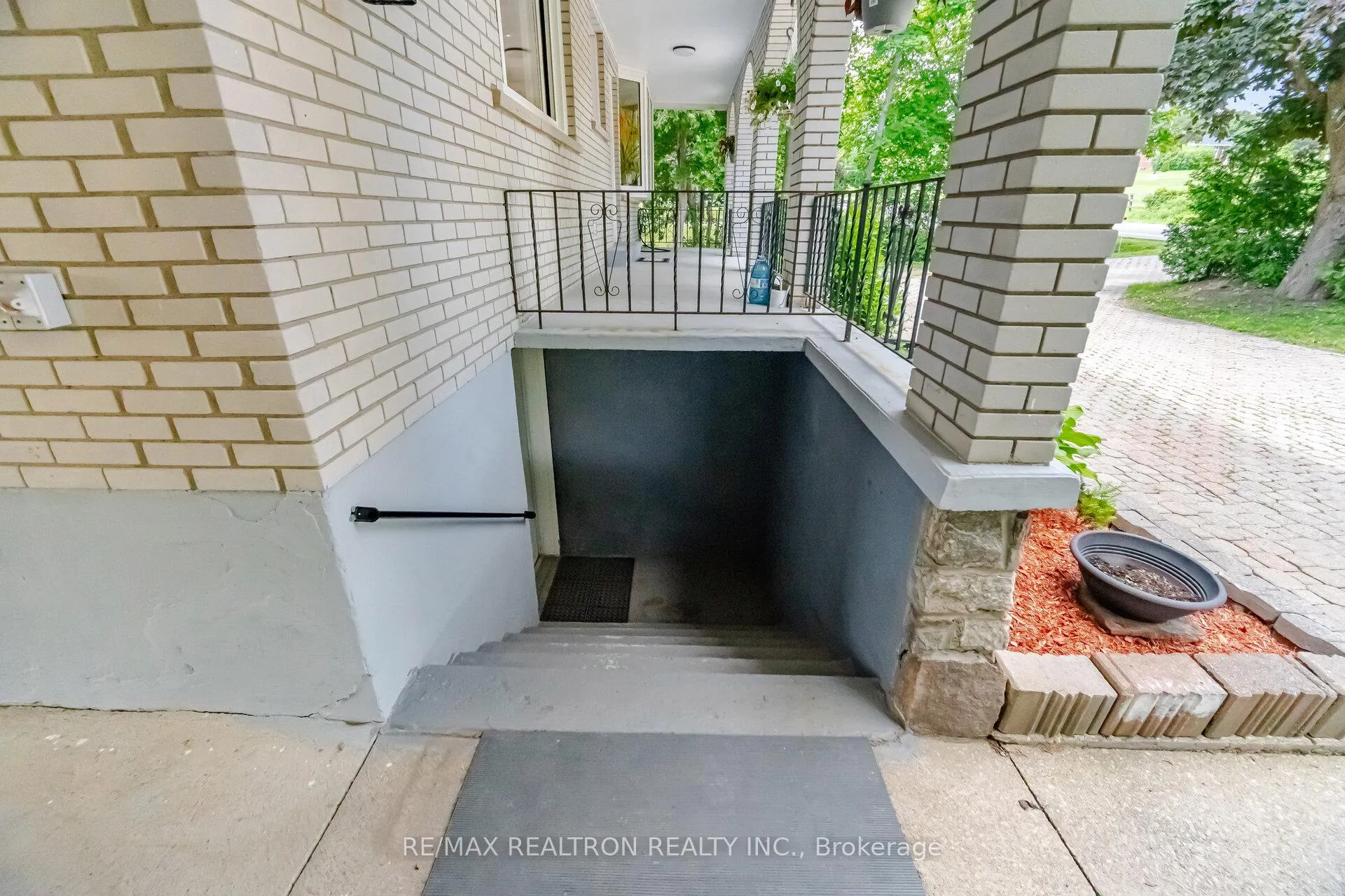 Photo 20 of 14426 Jane Street, King, Rural King — HOMEH