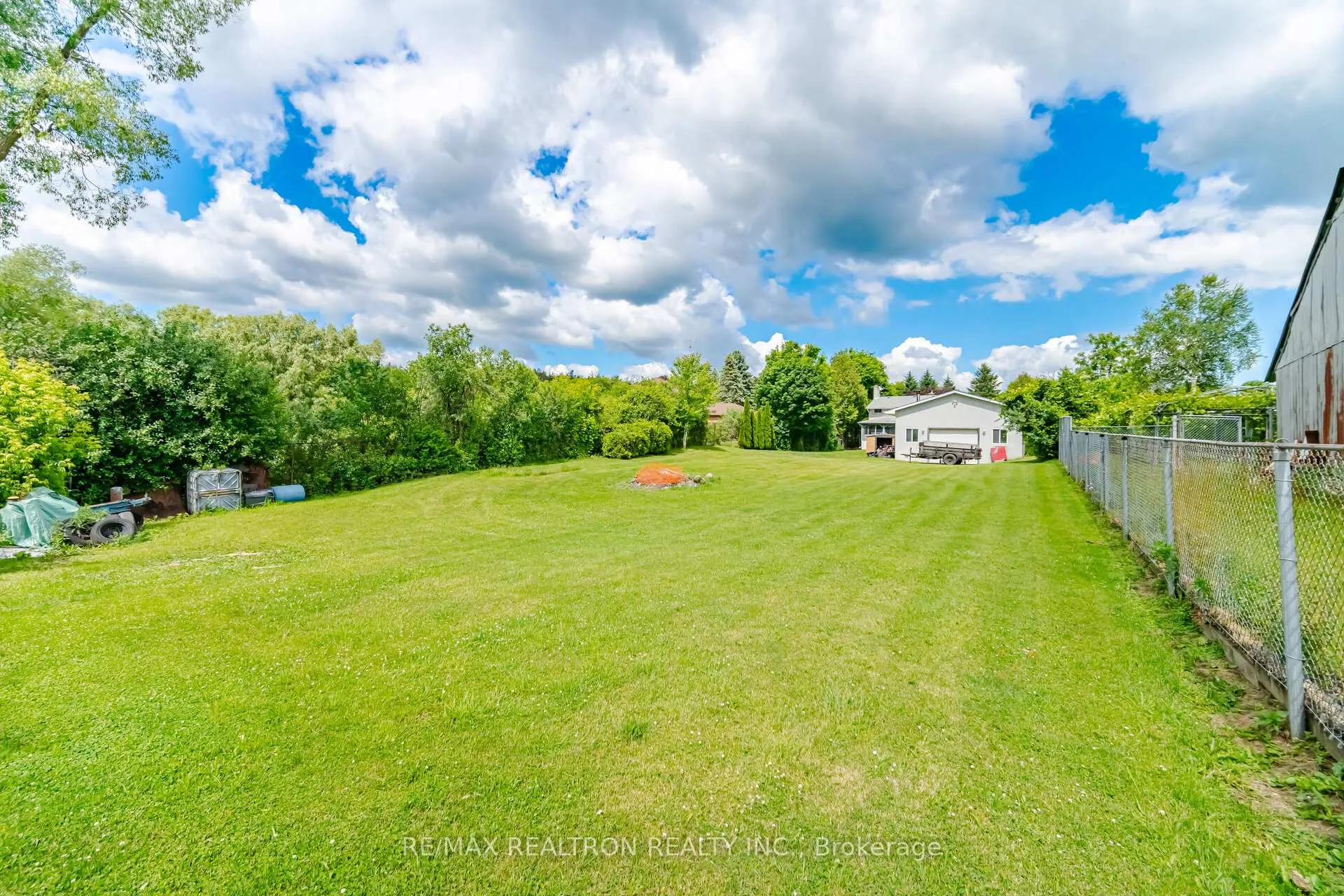Photo 33 of 14426 Jane Street, King, Rural King — HOMEH