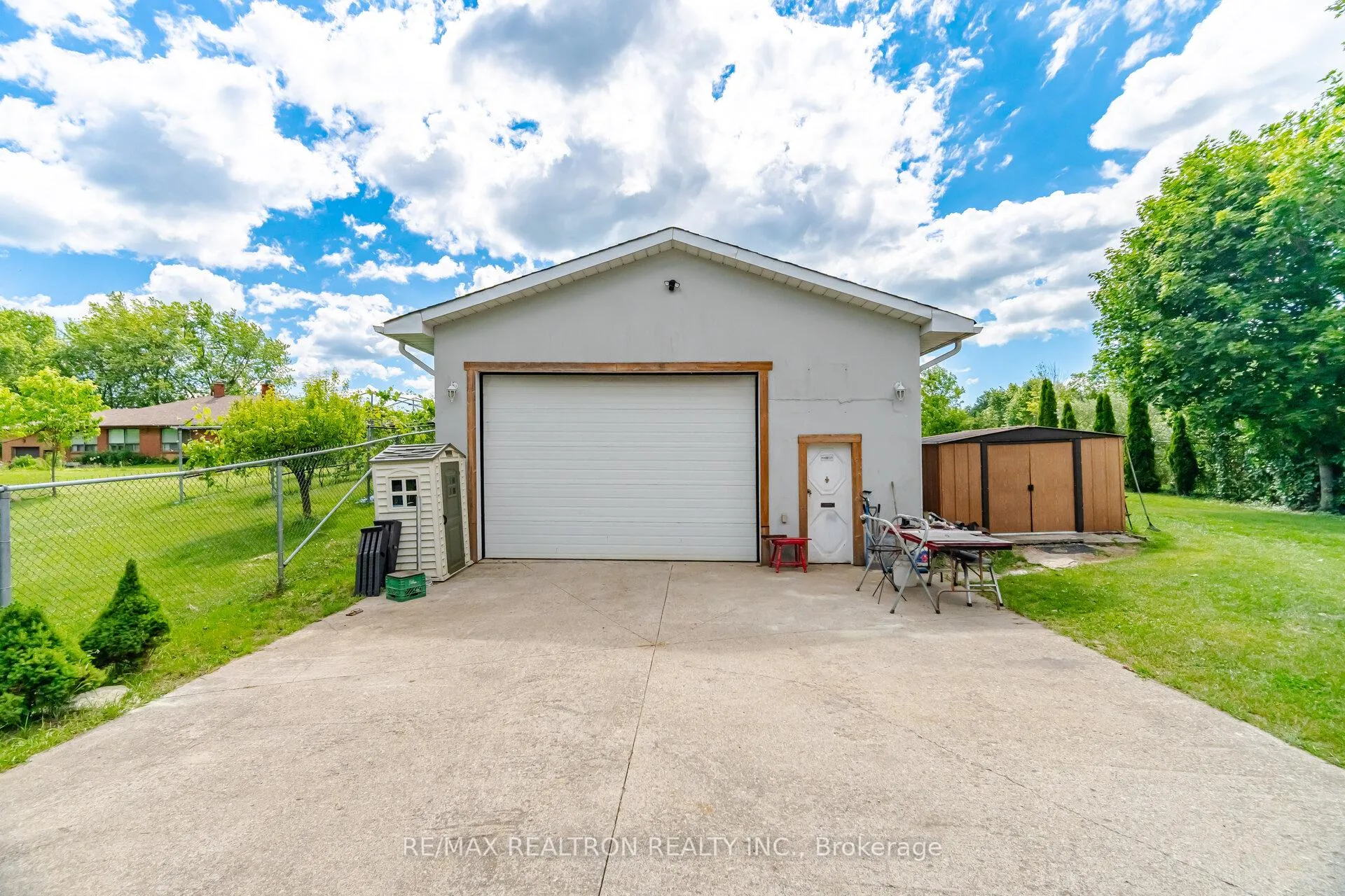 Photo 35 of 14426 Jane Street, King, Rural King — HOMEH