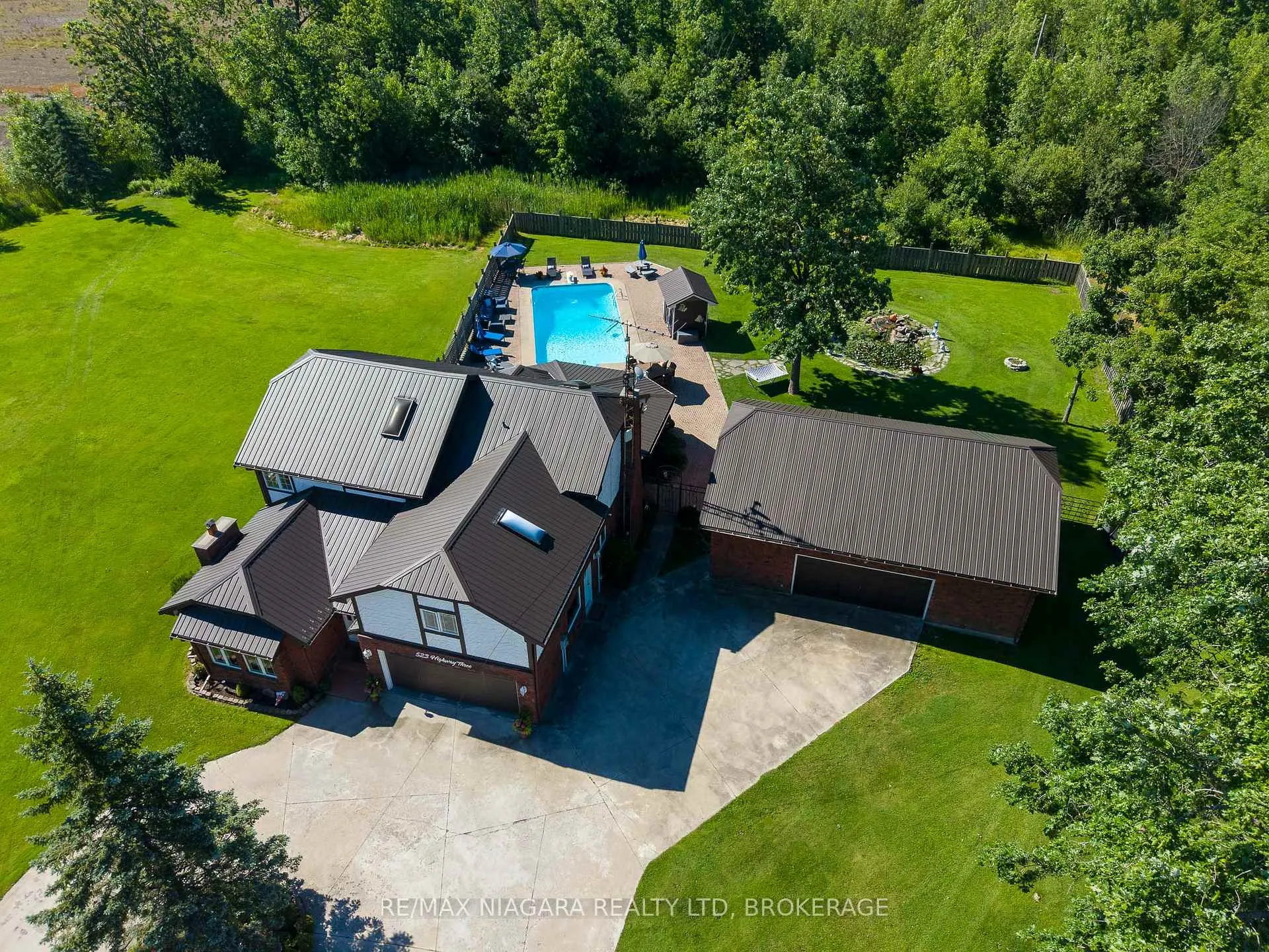 Photo 41 of 523 Hwy 3, Port Colborne, Killaly East — HOMEH