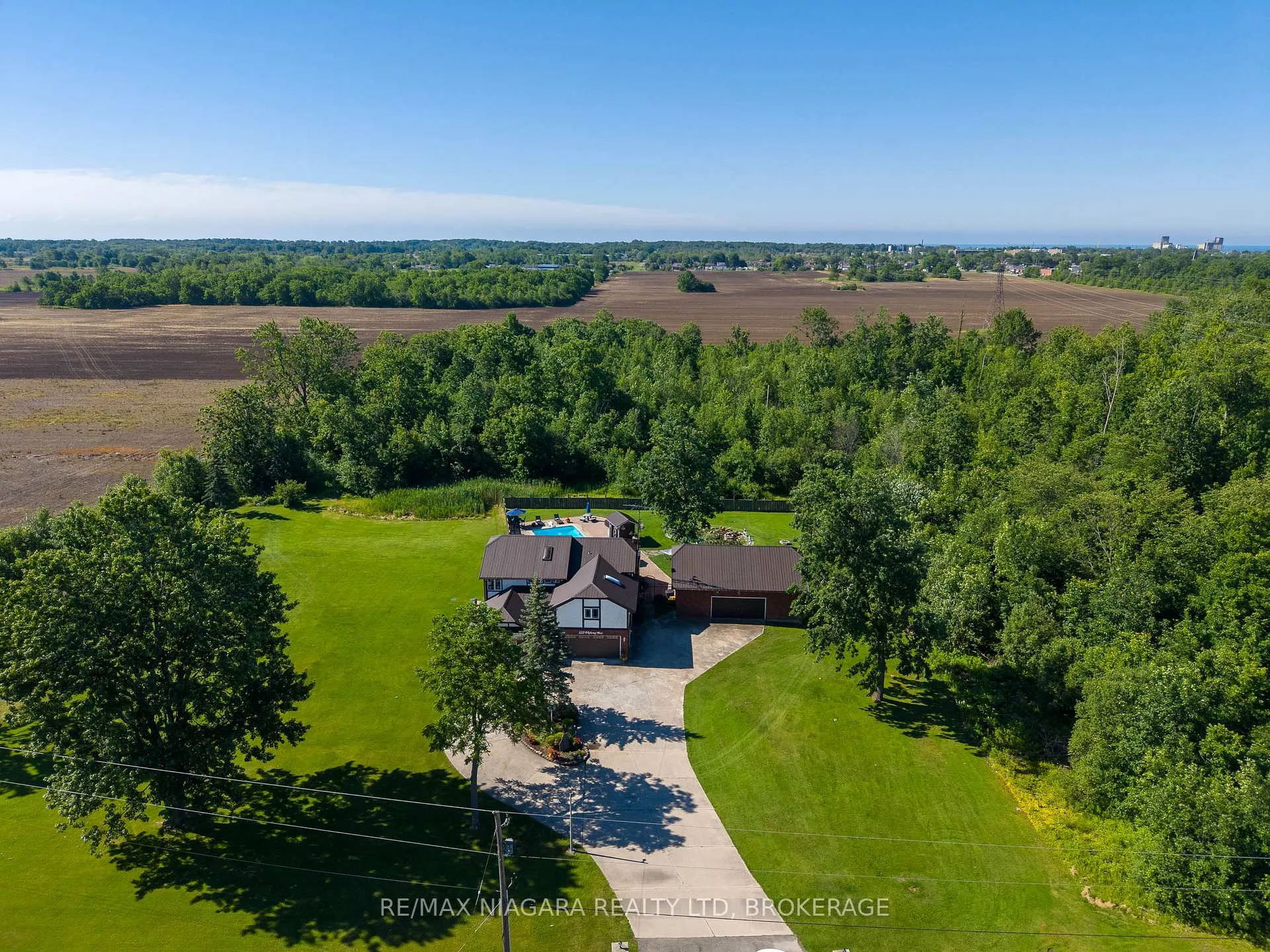 Photo 44 of 523 Hwy 3, Port Colborne, Killaly East — HOMEH