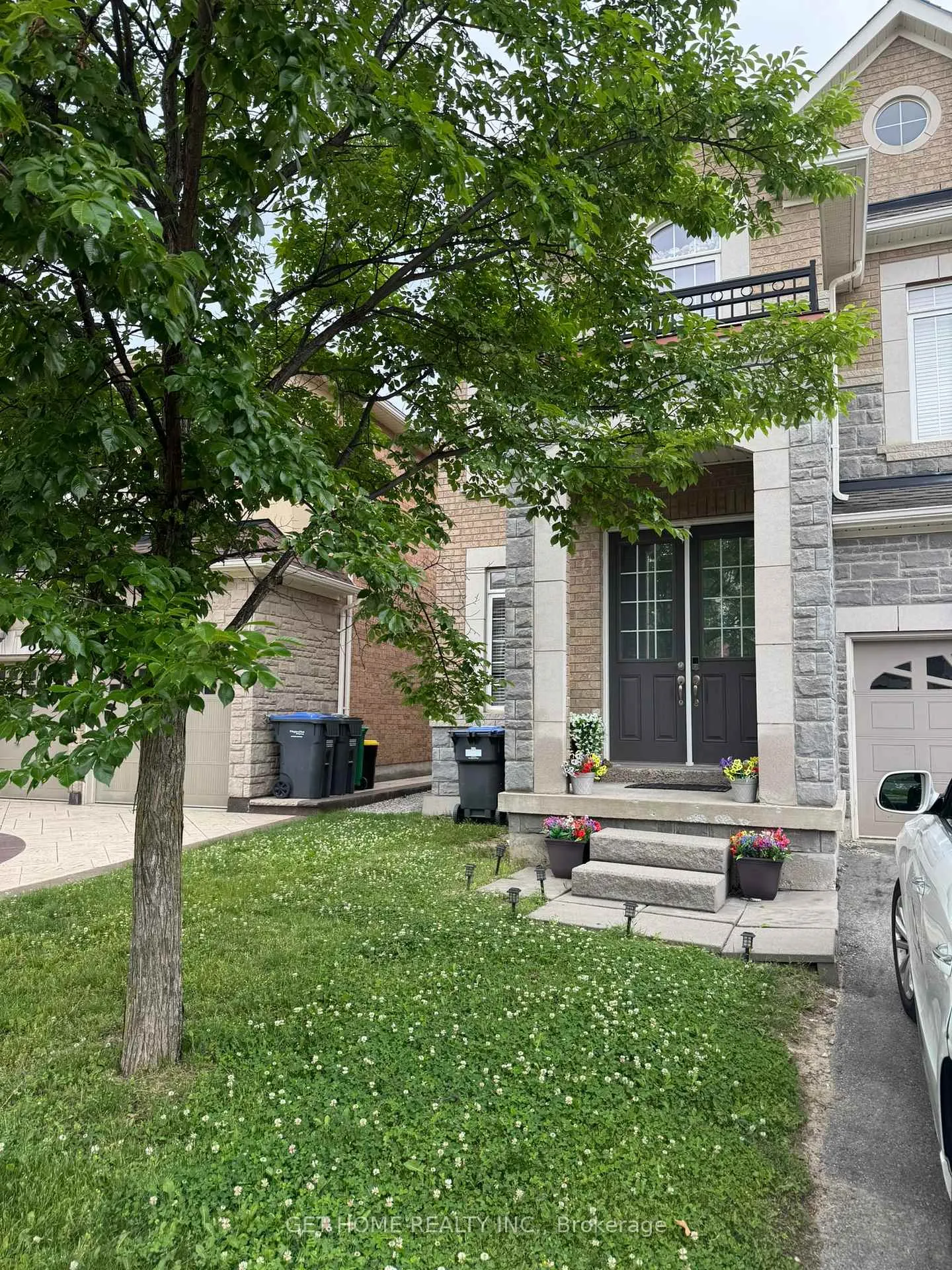 Front of Unit #Bsmt, 10 Galrino Road