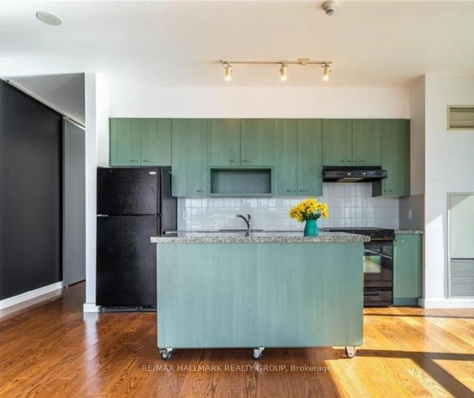 Photo 7 of Unit 1006, 179 George Street, Ottawa, Lower Town/Byward Market — HOMEH