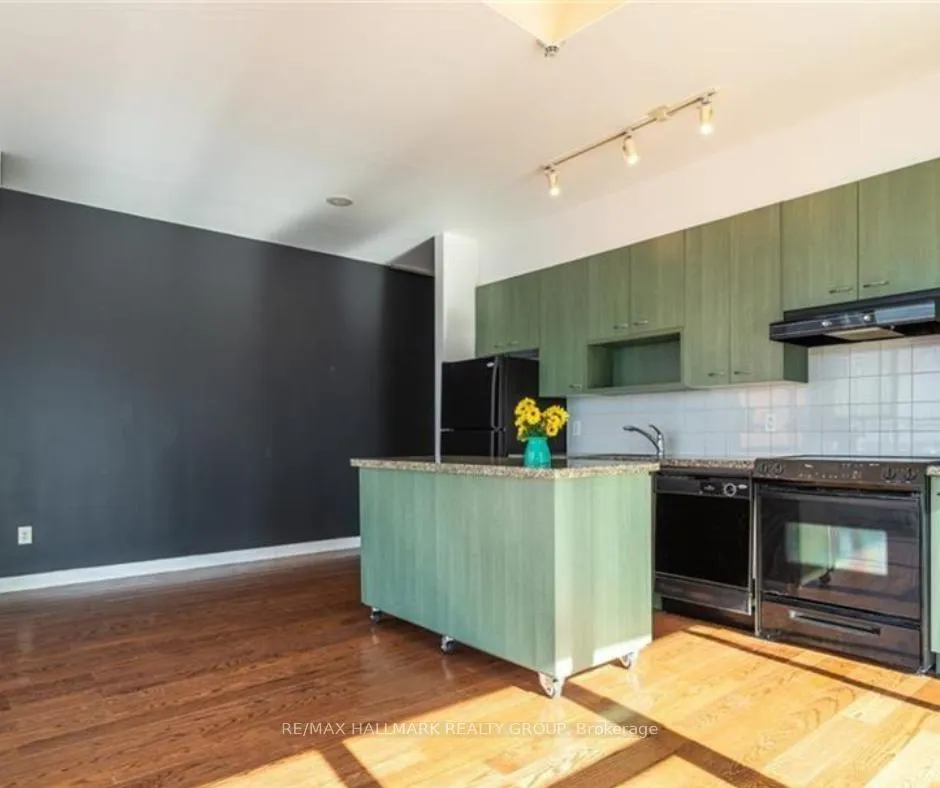 Photo 9 of Unit 1006, 179 George Street, Ottawa, Lower Town/Byward Market — HOMEH