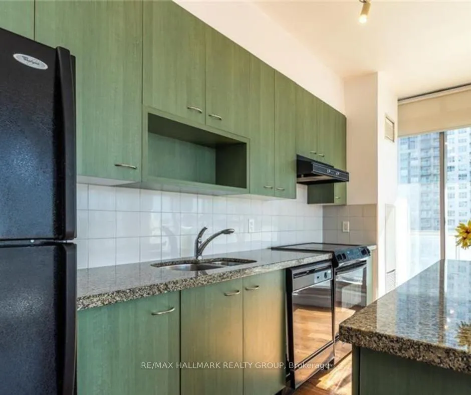 Photo 11 of Unit 1006, 179 George Street, Ottawa, Lower Town/Byward Market — HOMEH