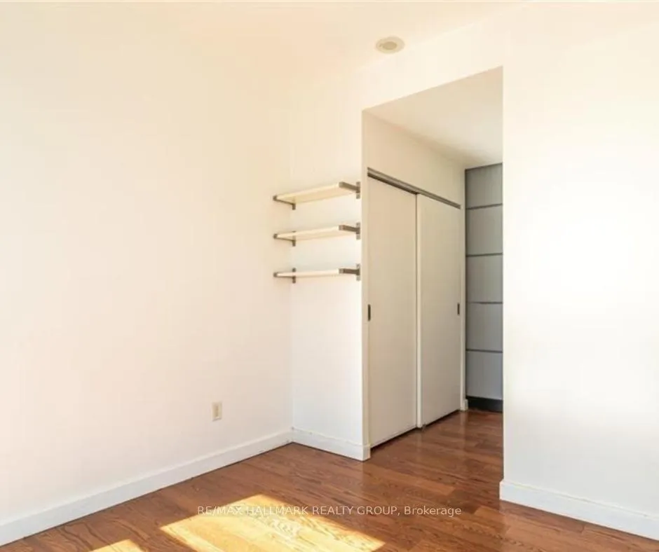 Photo 14 of Unit 1006, 179 George Street, Ottawa, Lower Town/Byward Market — HOMEH
