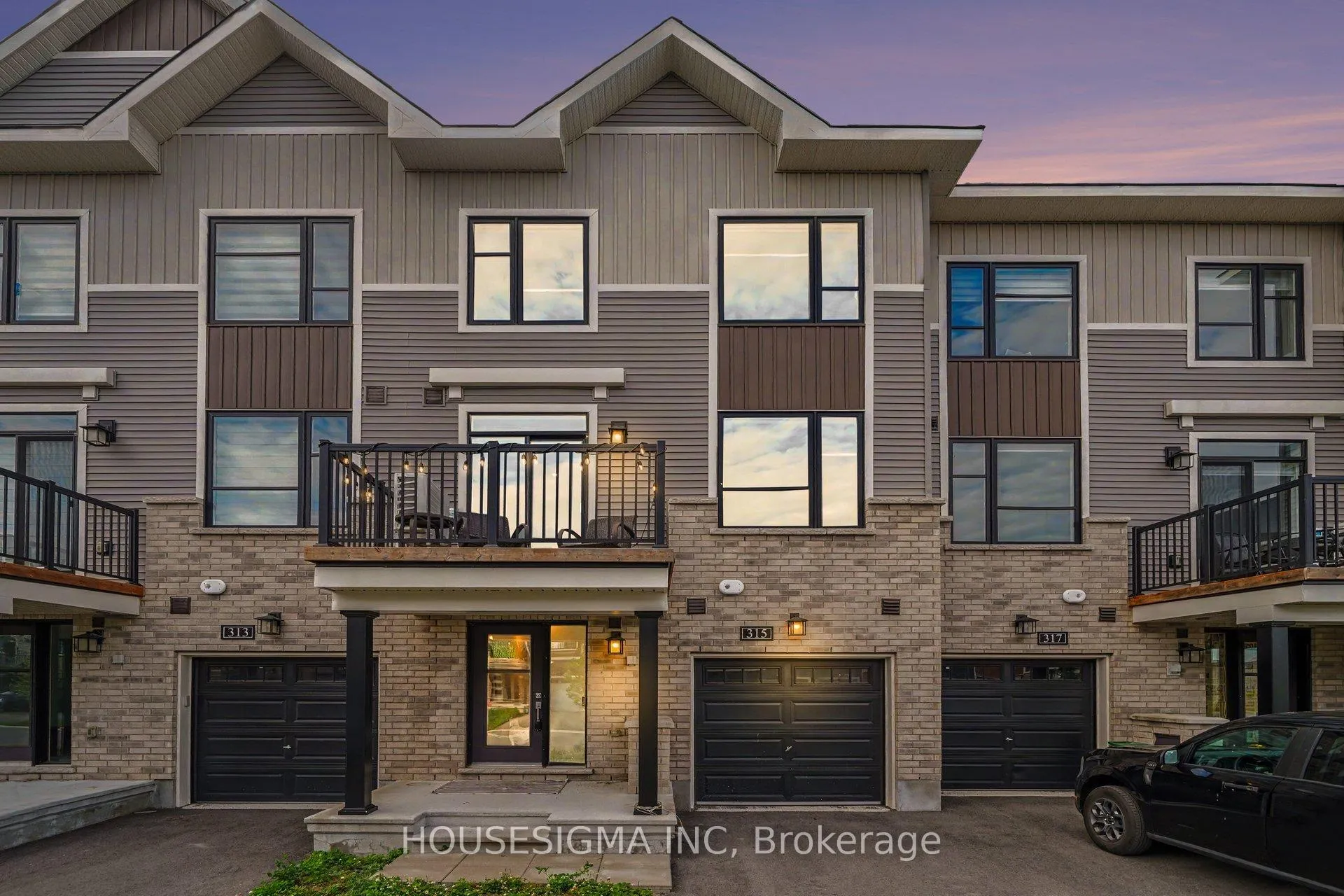 Front of 315 Raheen Court