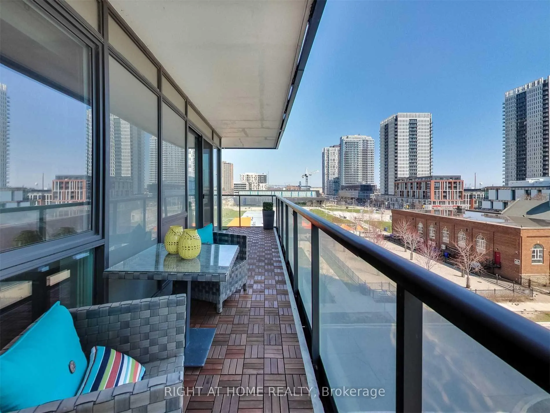 Photo 15 of Unit 510, 260 Sackville Street, Toronto, Regent Park — HOMEH