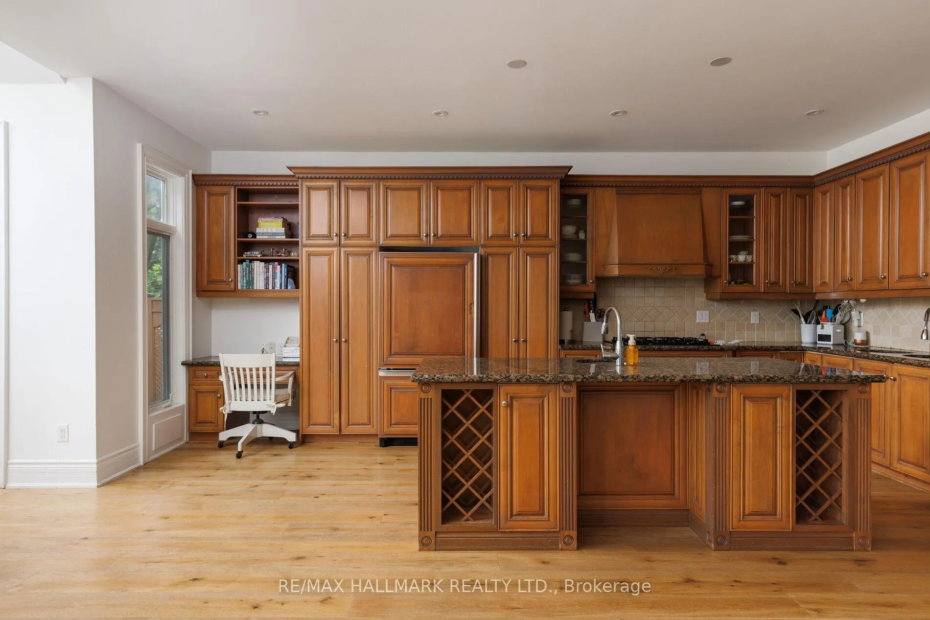 Photo 14 of 367 Brooke Avenue, Toronto, Bedford Park-Nortown — HOMEH