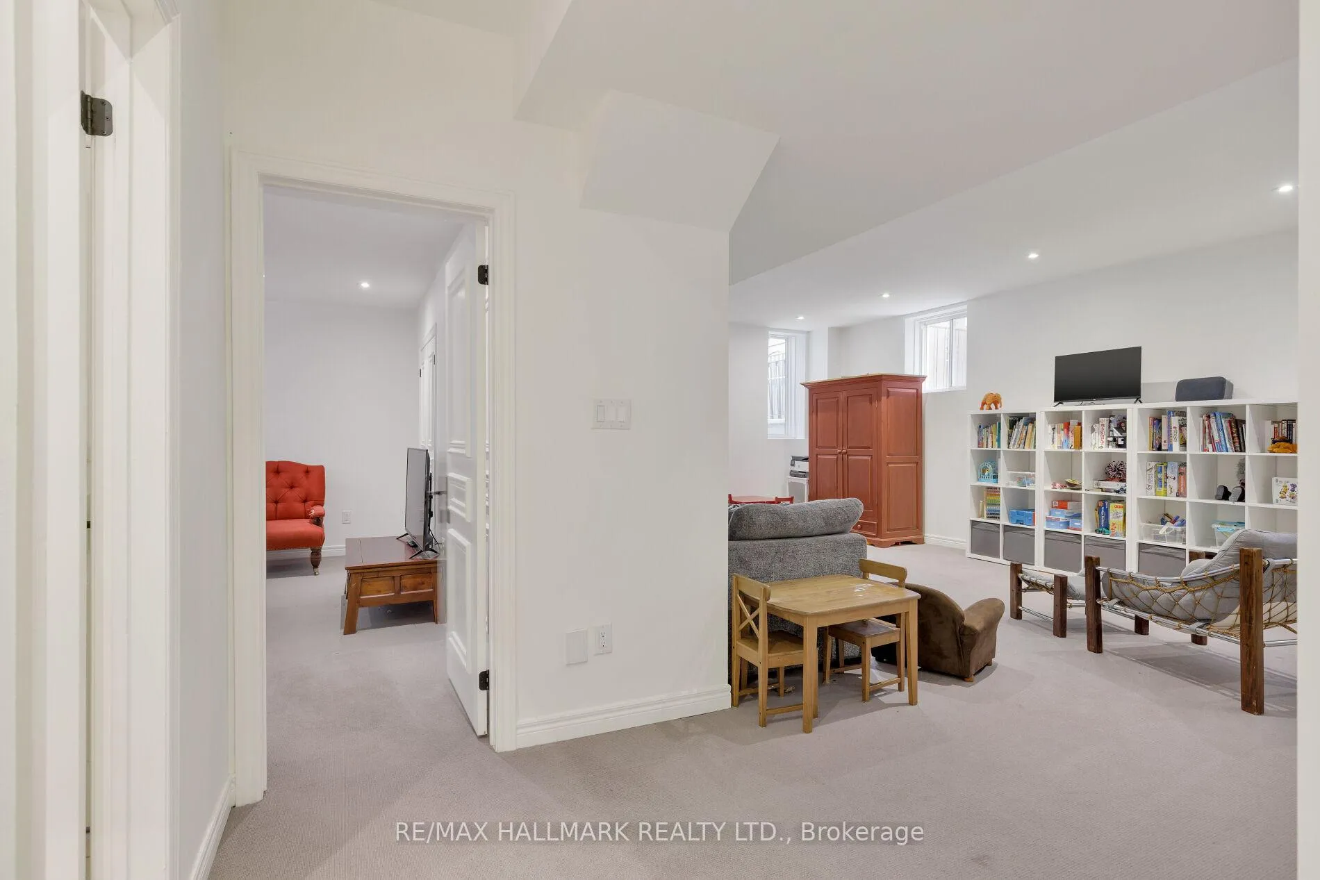 Photo 38 of 367 Brooke Avenue, Toronto, Bedford Park-Nortown — HOMEH