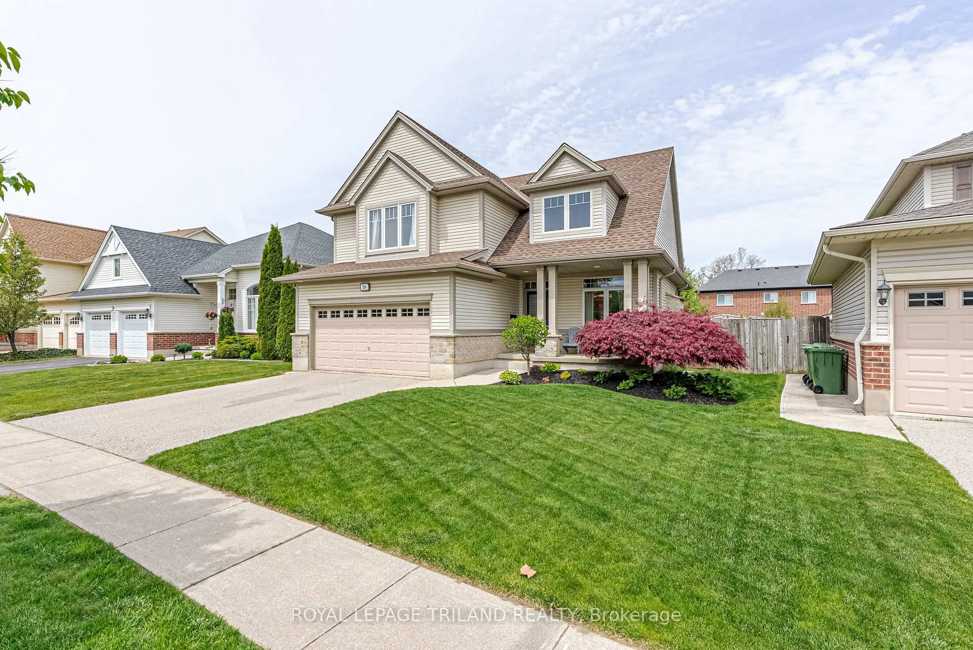Photo 3 of 26 Augusta Crescent, St. Thomas — HOMEH