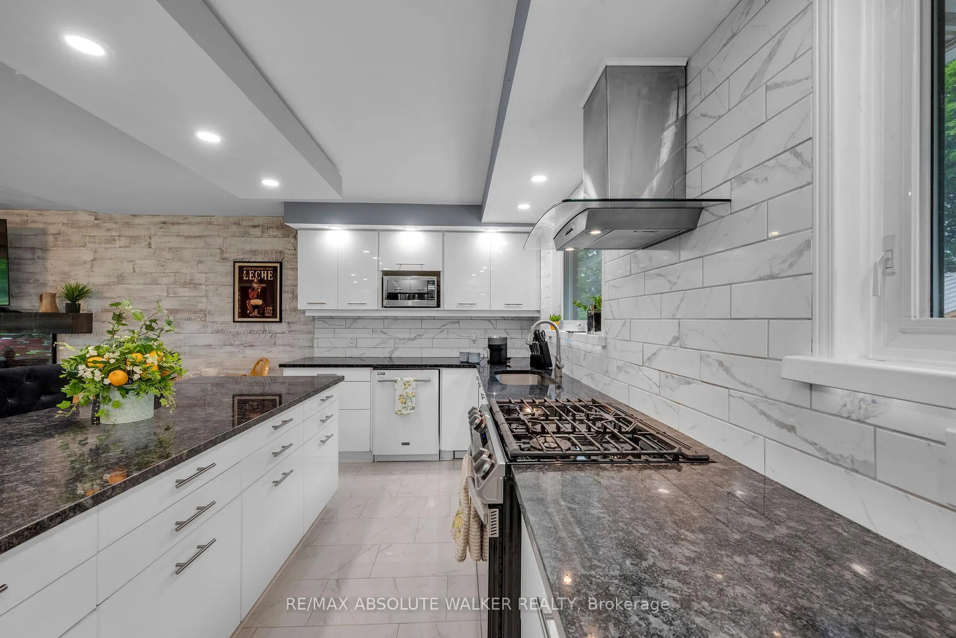 Photo 2 of 1099 Minnetonka Road, Ottawa, Kenson Park — HOMEH