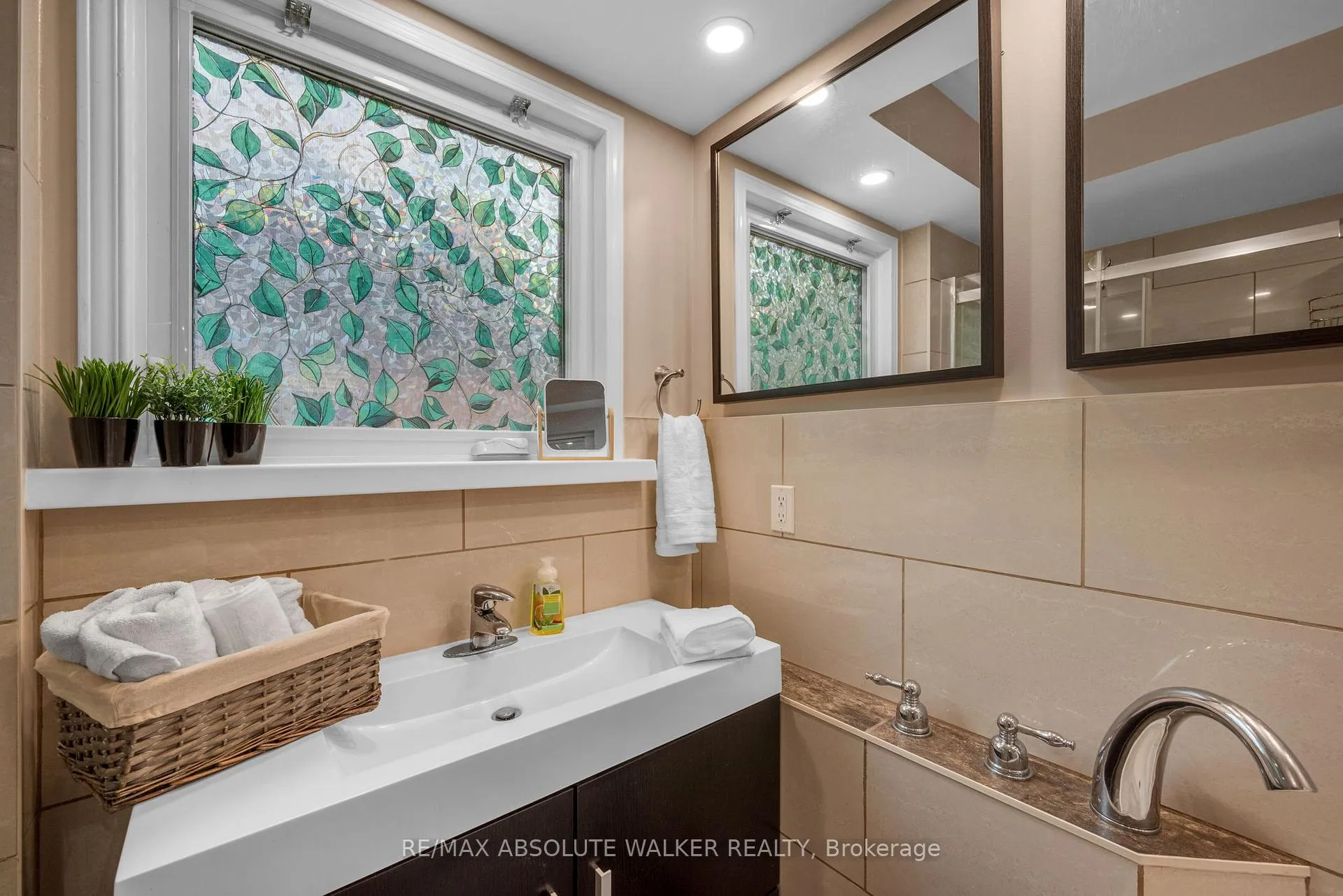 Photo 21 of 1099 Minnetonka Road, Ottawa, Kenson Park — HOMEH