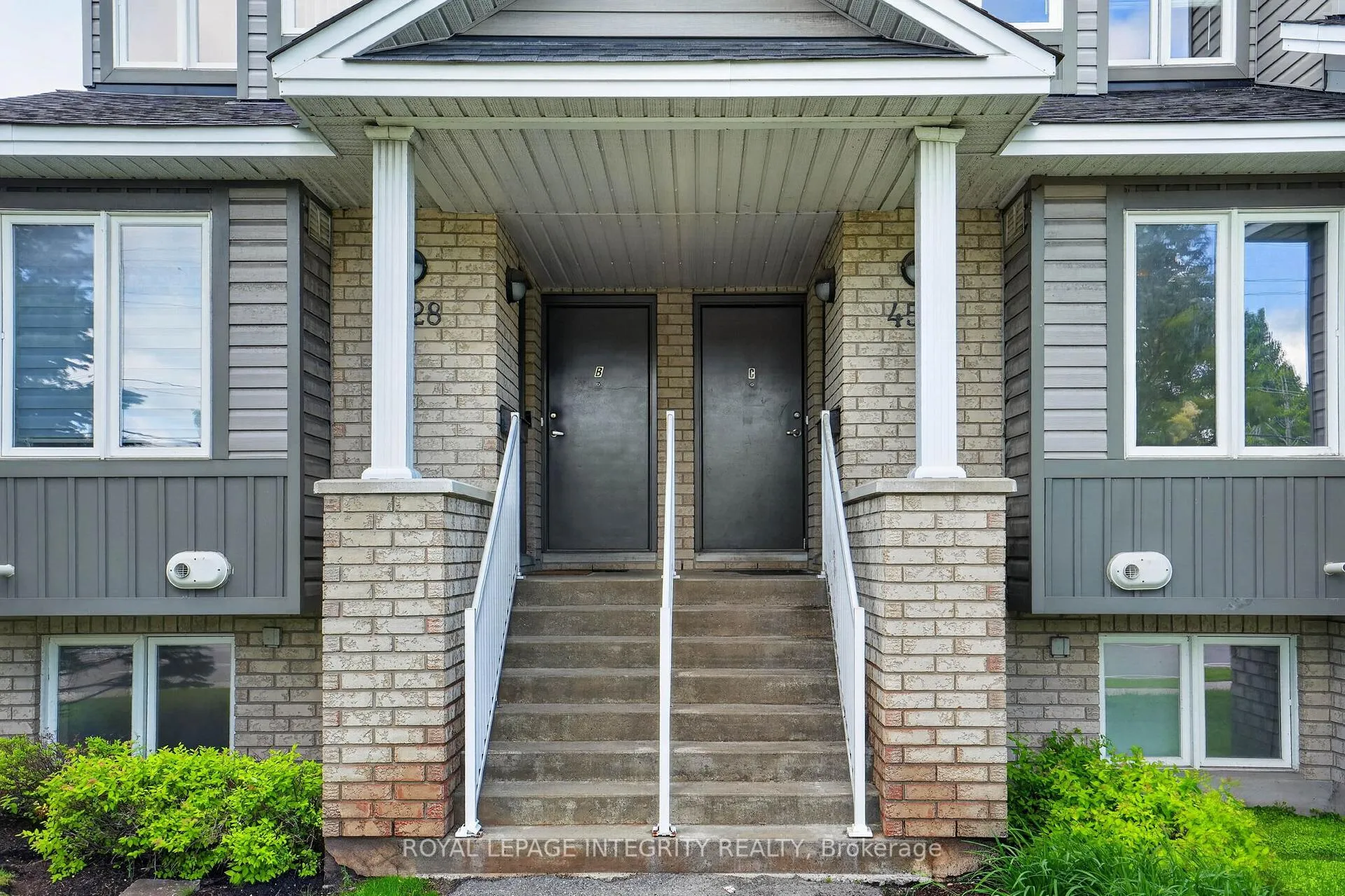 Photo 3 of Unit C, 4528 Innes Road, Ottawa, Avalon East — HOMEH
