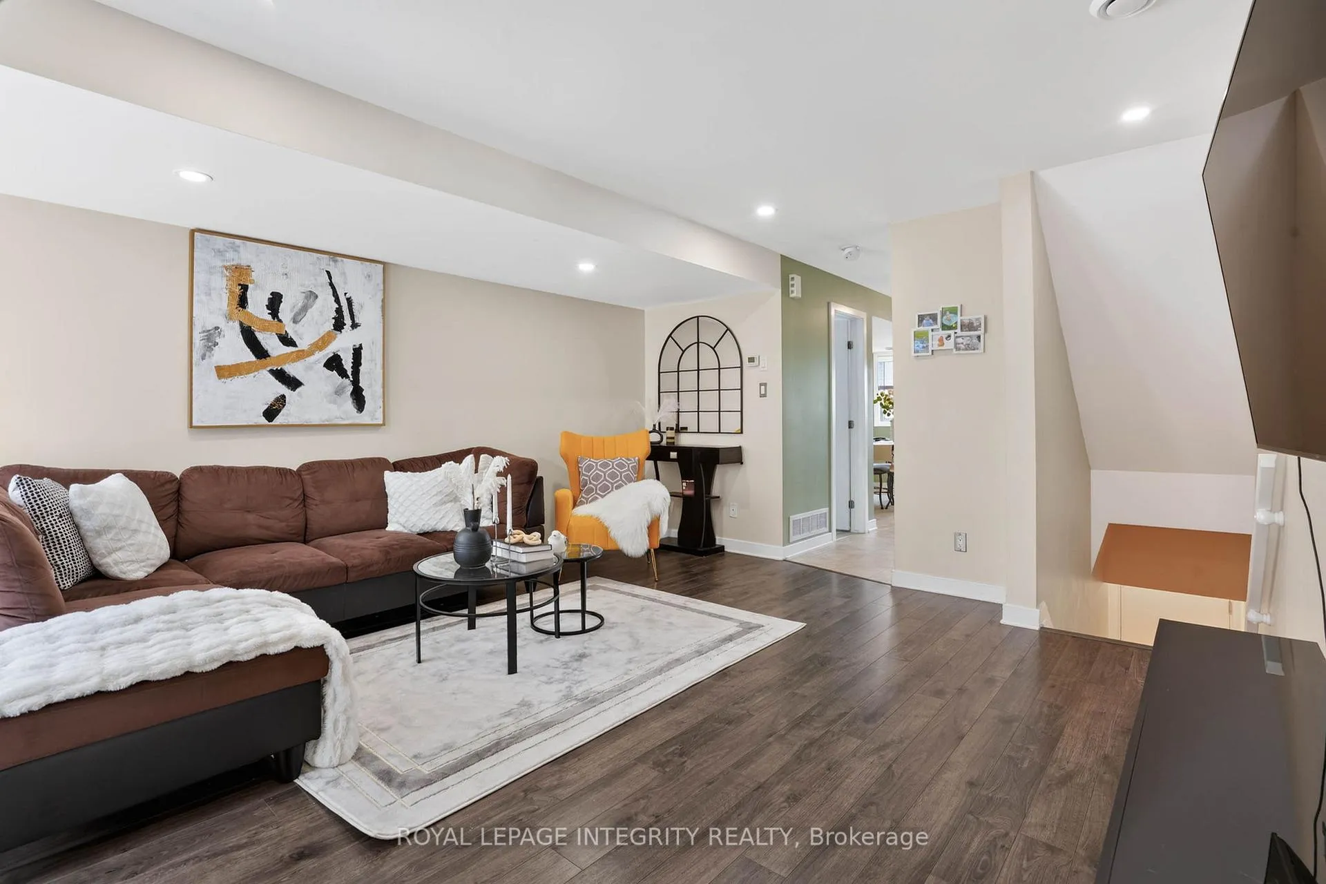 Photo 7 of Unit C, 4528 Innes Road, Ottawa, Avalon East — HOMEH