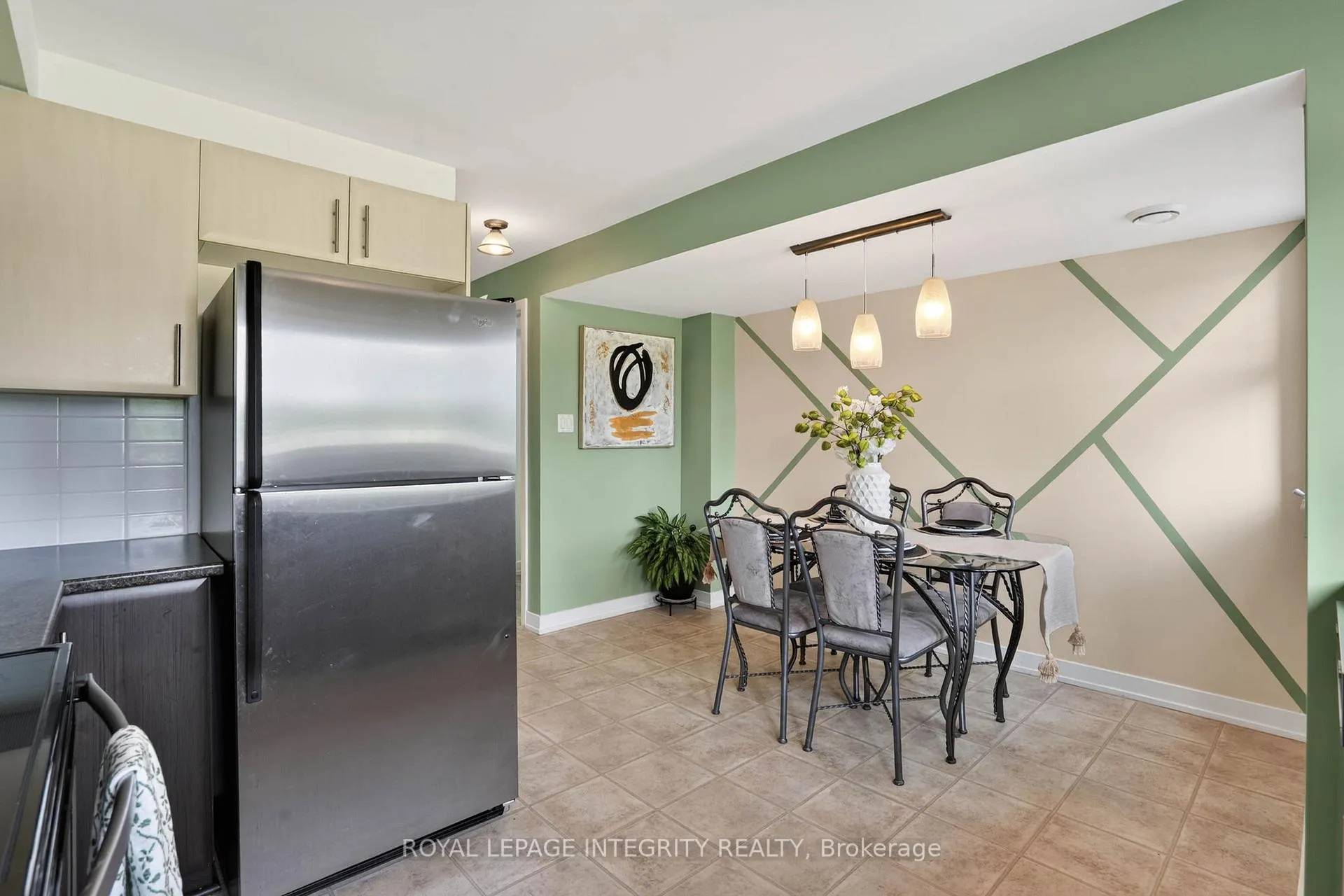 Photo 18 of Unit C, 4528 Innes Road, Ottawa, Avalon East — HOMEH
