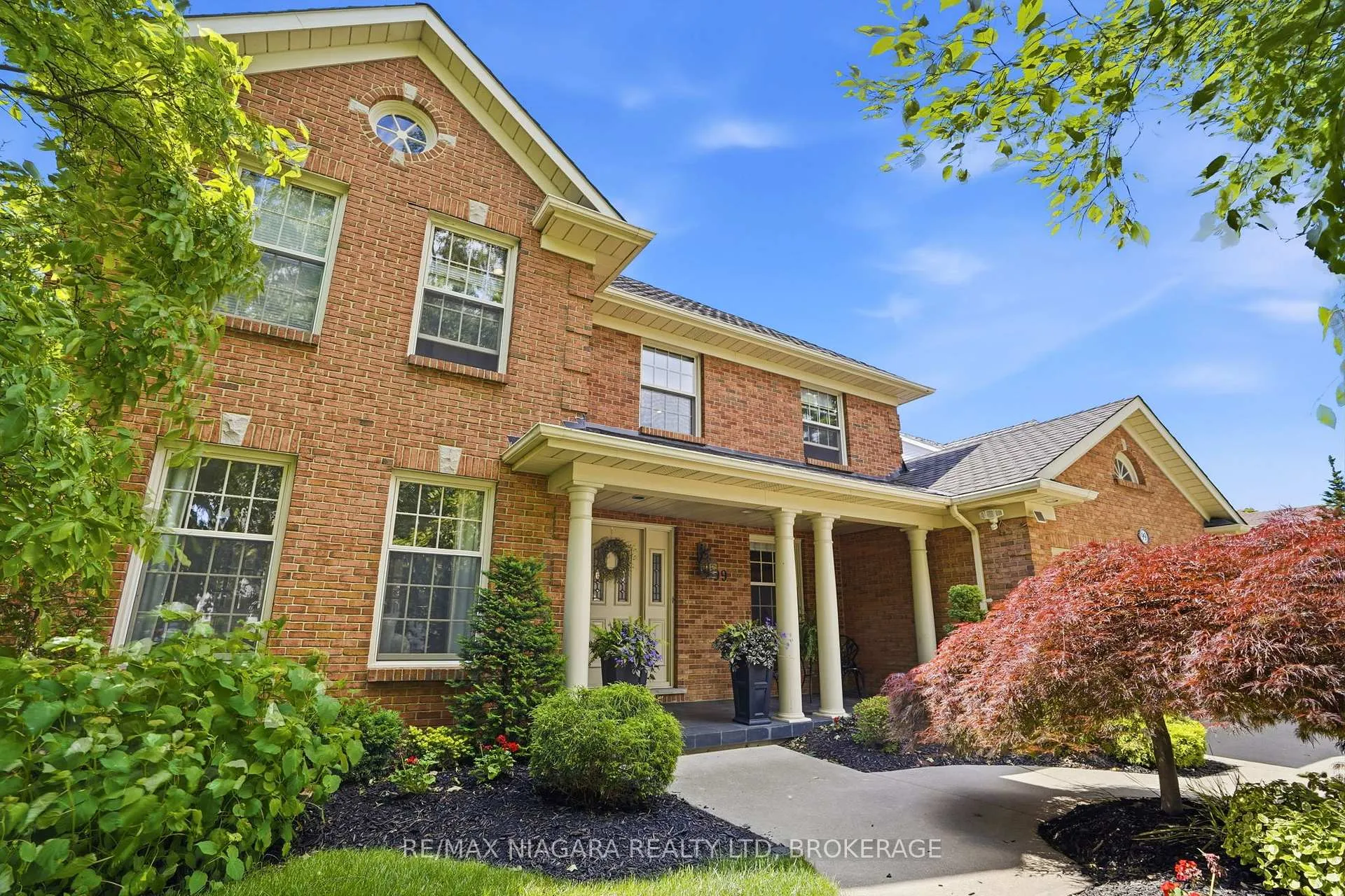 Photo 4 of 99 Port Master Drive, St. Catharines, Martindale Pond — HOMEH