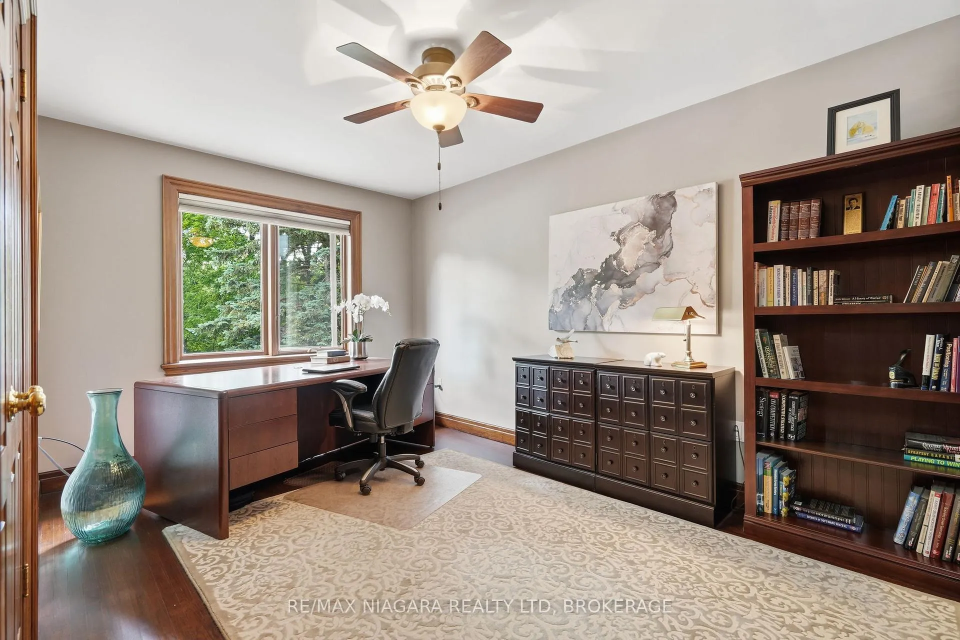 Photo 31 of 99 Port Master Drive, St. Catharines, Martindale Pond — HOMEH
