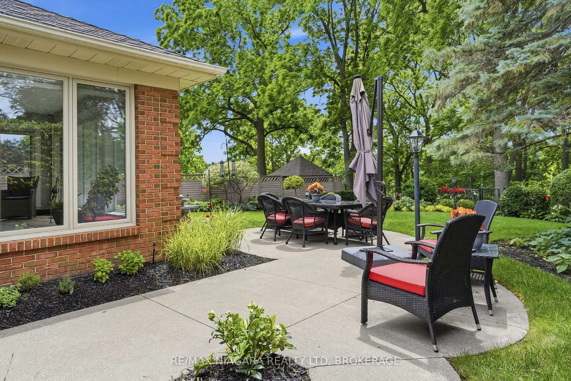 Photo 36 of 99 Port Master Drive, St. Catharines, Martindale Pond — HOMEH