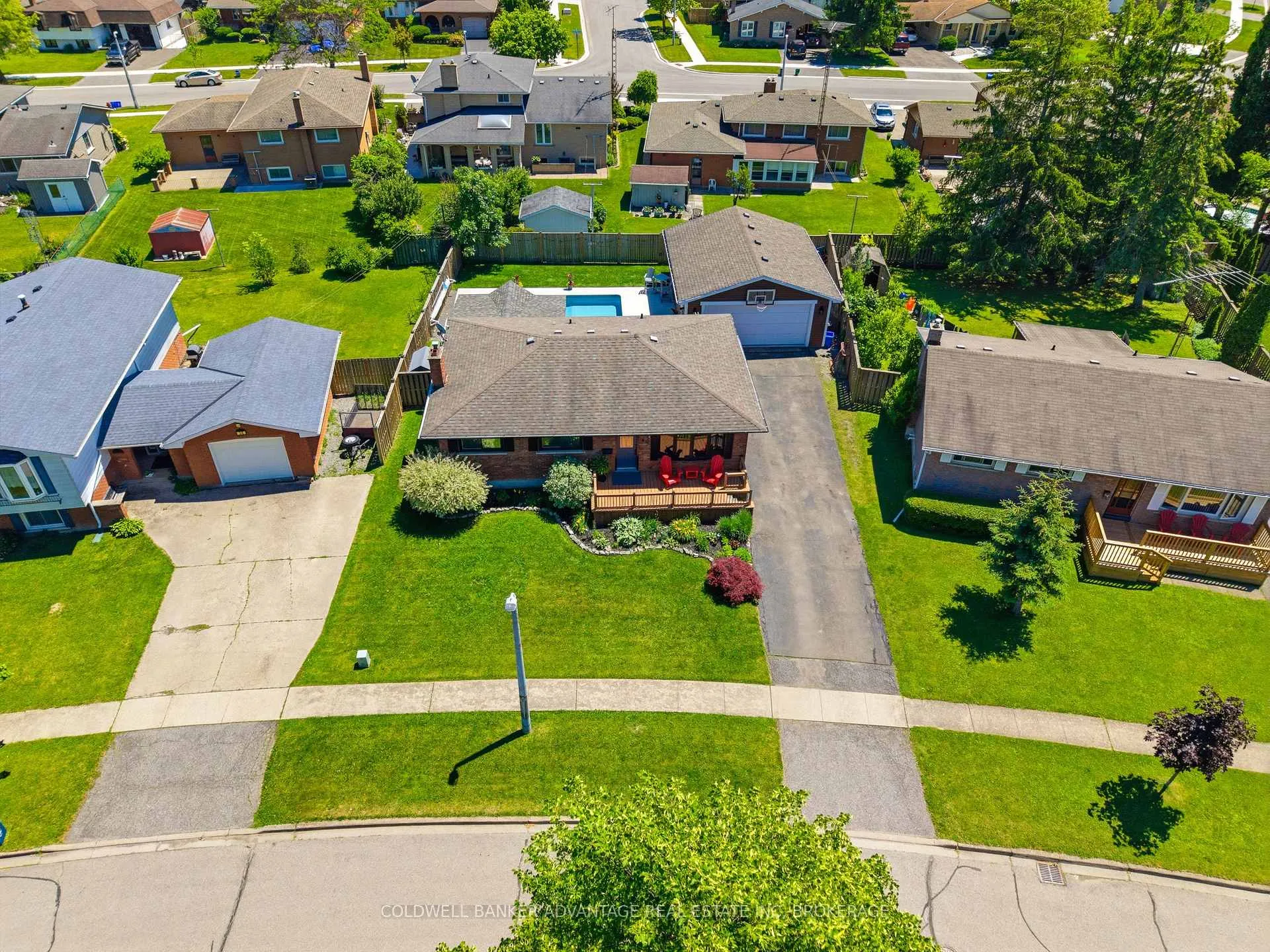 Photo 5 of 40 Wellbrook Boulevard, Welland, Prince Charles — HOMEH