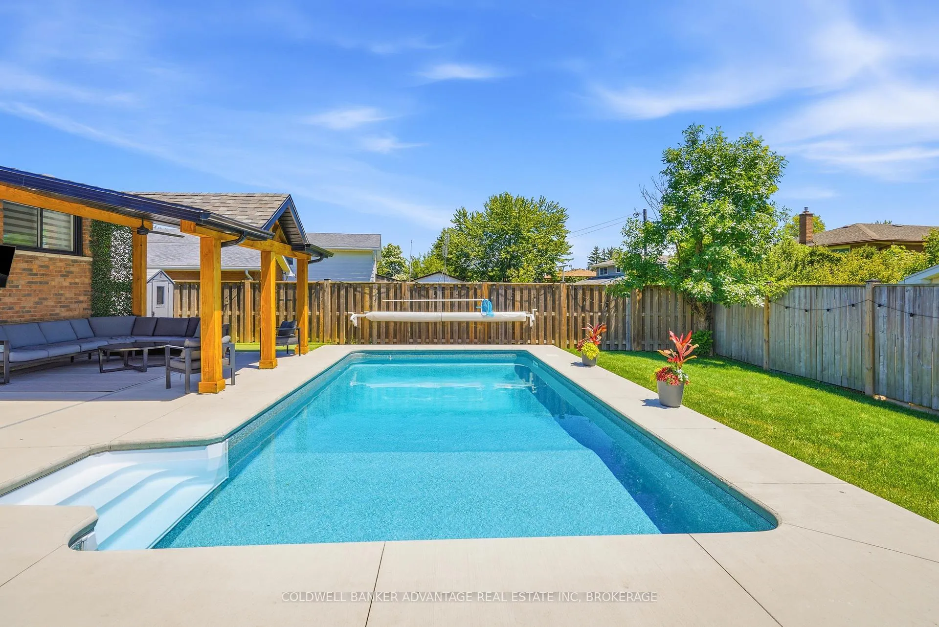 Photo 34 of 40 Wellbrook Boulevard, Welland, Prince Charles — HOMEH