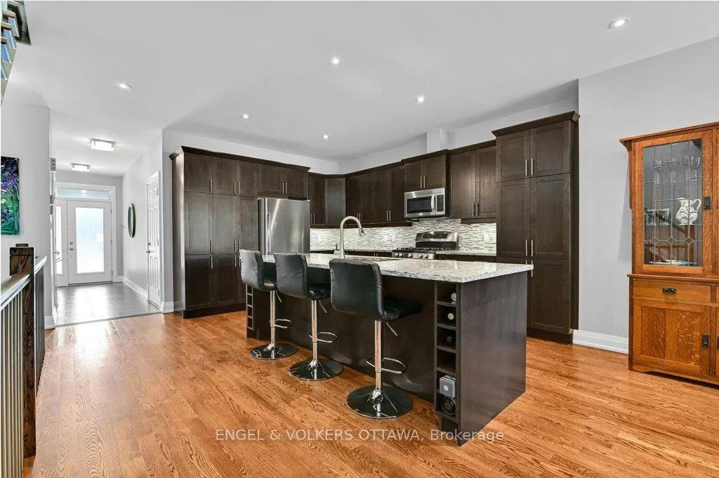 Photo 5 of 331 Duncairn Avenue, Ottawa, Westboro/Hampton Park — HOMEH