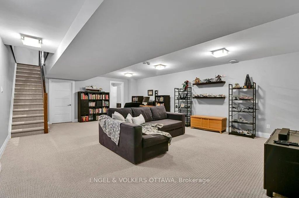 Photo 27 of 331 Duncairn Avenue, Ottawa, Westboro/Hampton Park — HOMEH