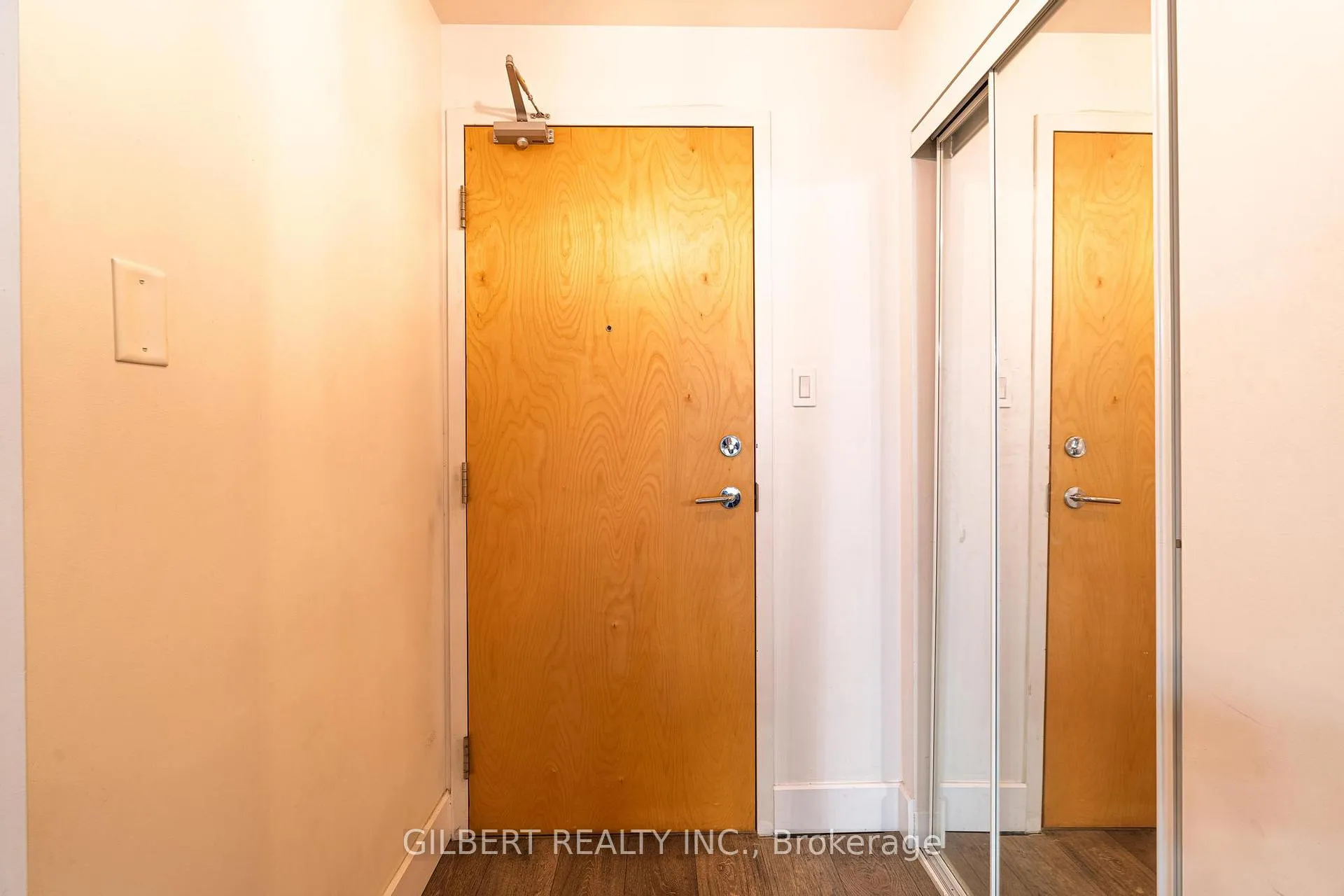 Photo 7 of Unit 1603, 3515 Kariya Drive, Mississauga, Fairview — HOMEH