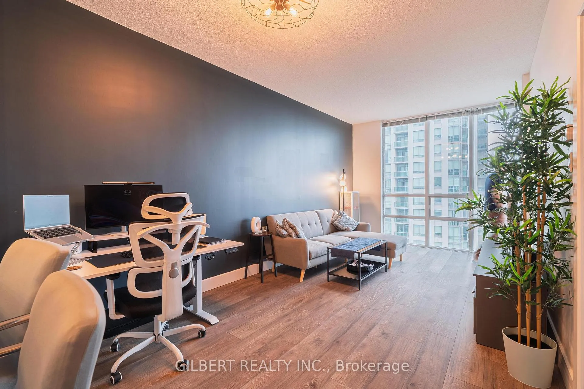 Photo 13 of Unit 1603, 3515 Kariya Drive, Mississauga, Fairview — HOMEH