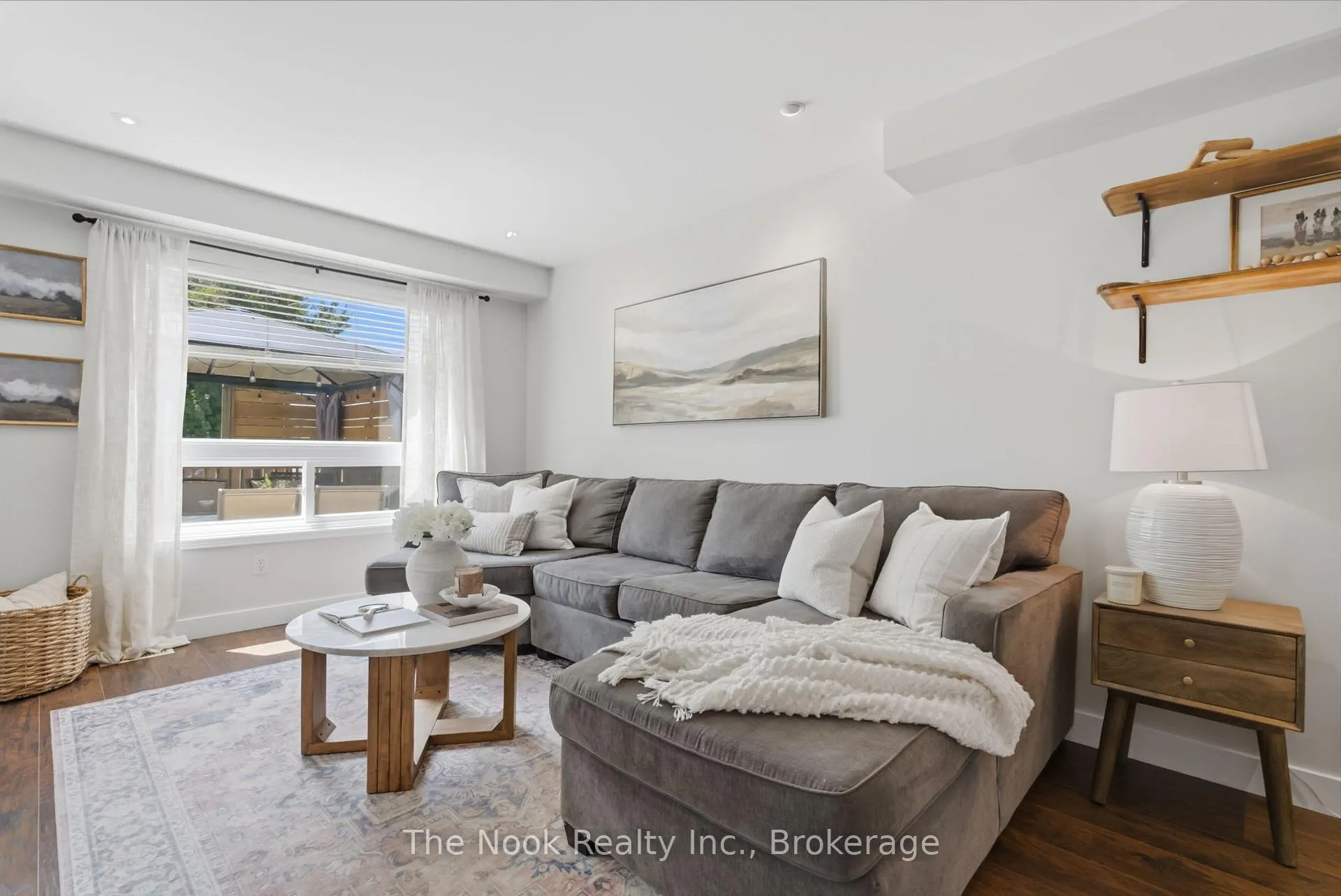 Photo 12 of 82 Mallory Street, Clarington, Courtice — HOMEH