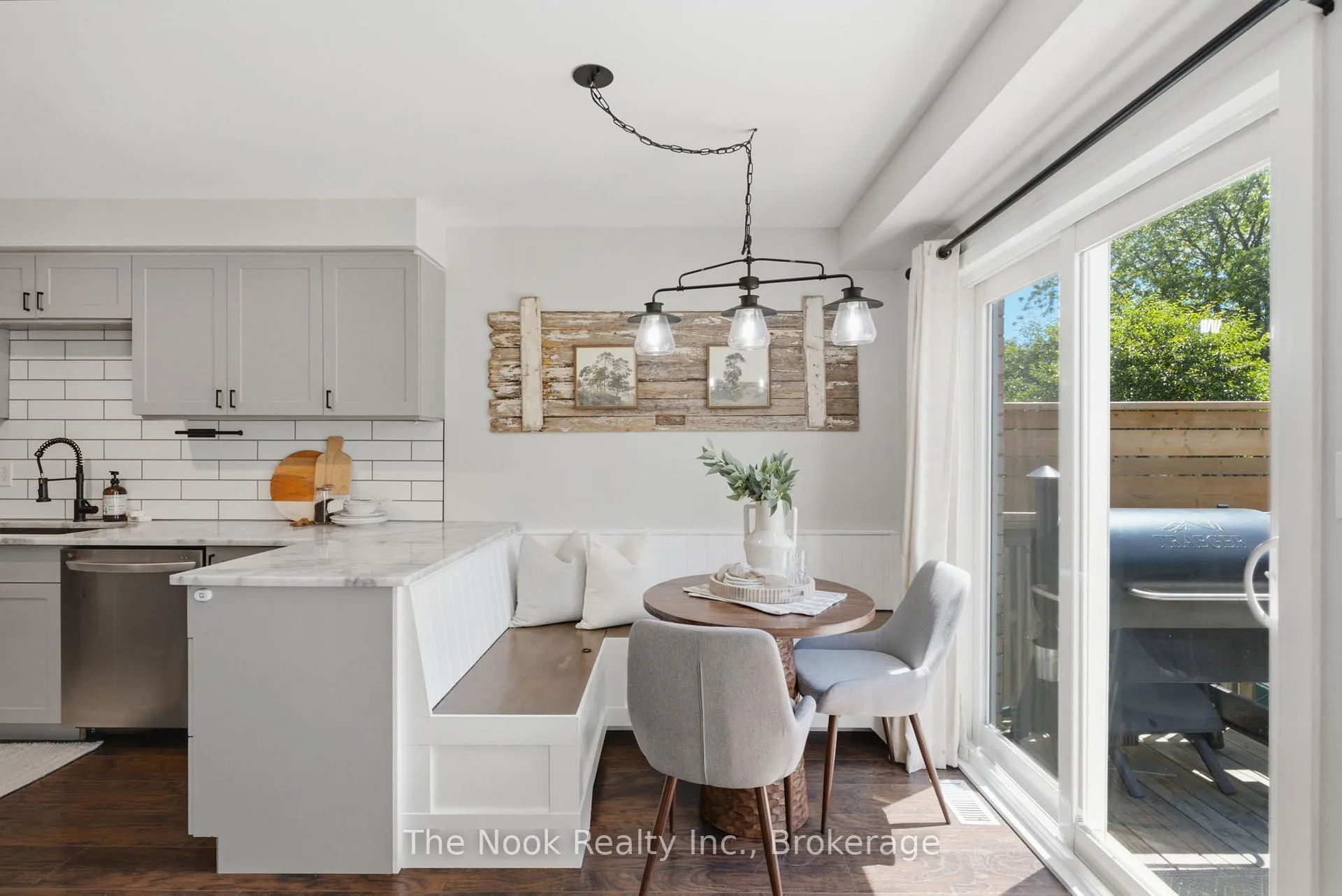 Photo 14 of 82 Mallory Street, Clarington, Courtice — HOMEH