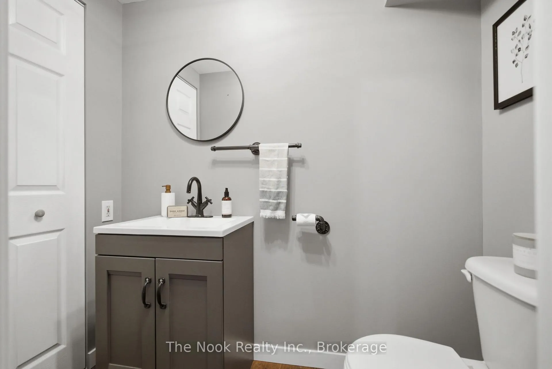 Photo 34 of 82 Mallory Street, Clarington, Courtice — HOMEH