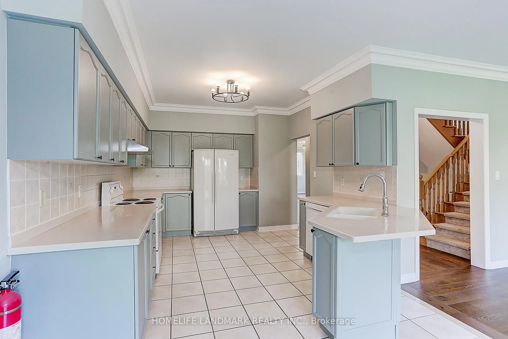 Photo 11 of 88 Elmrill Road, Markham, Berczy — HOMEH